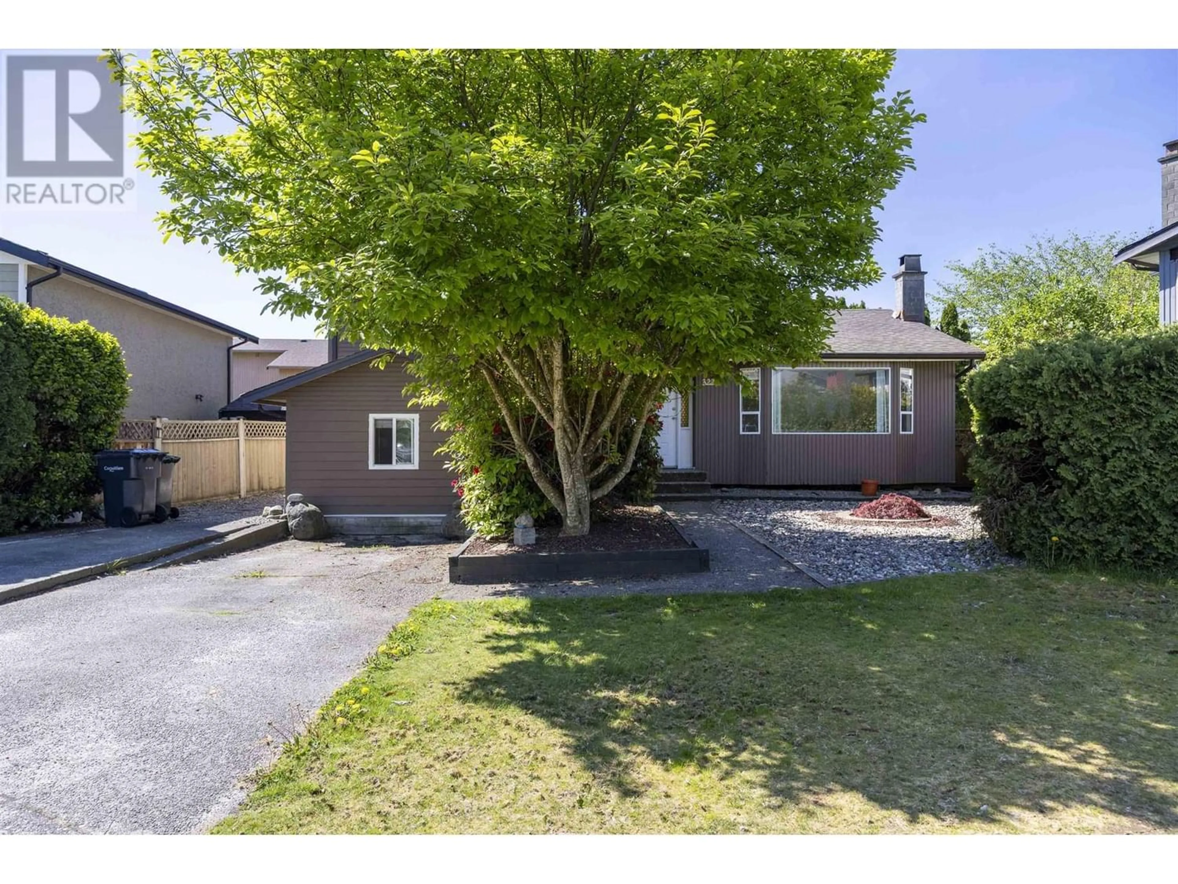 Frontside or backside of a home for 3220 BALLENAS COURT, Coquitlam British Columbia V3E1T3