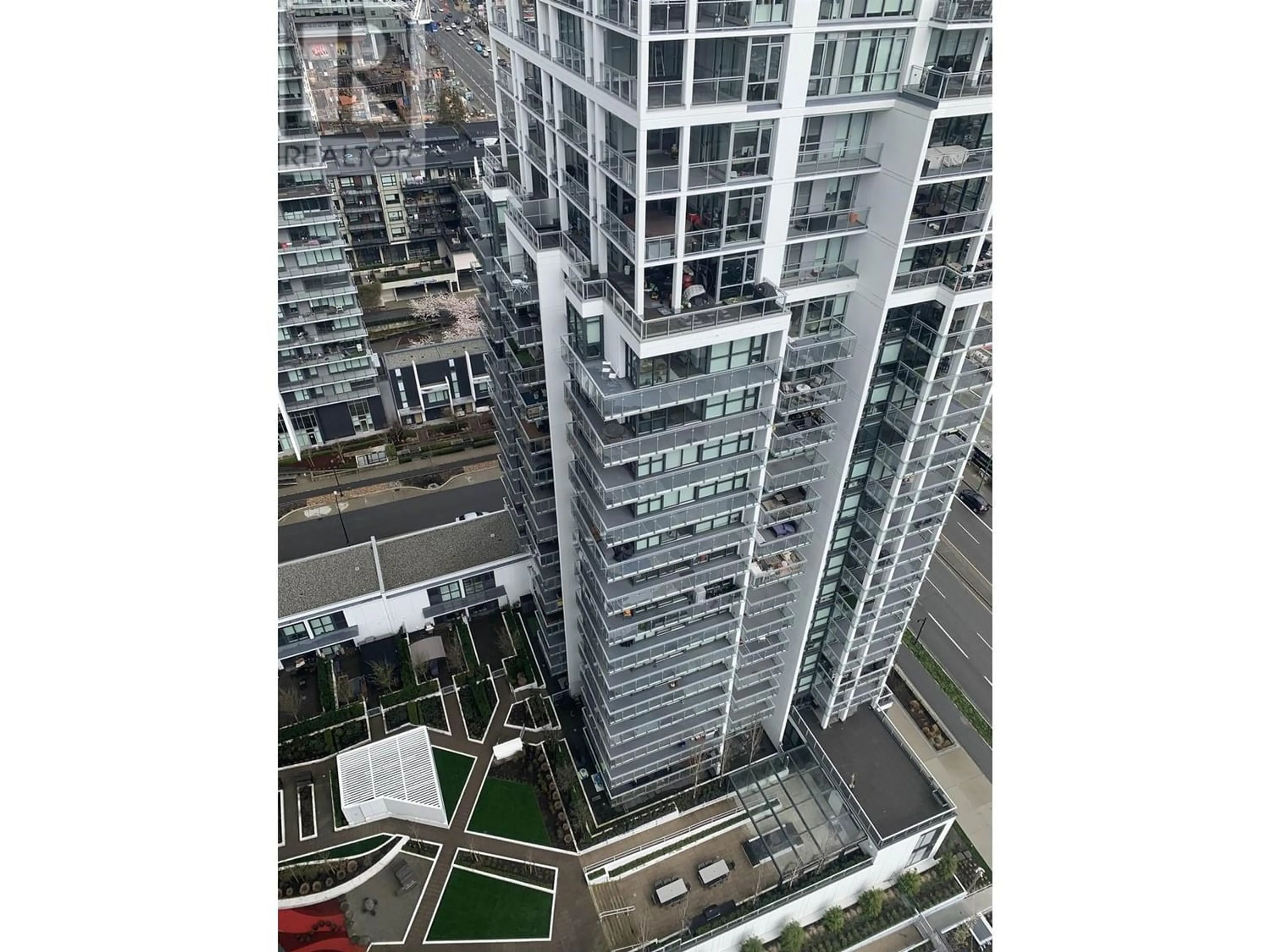 A pic from exterior of the house or condo for 1408 4488 JUNEAU STREET, Burnaby British Columbia V5C0M4