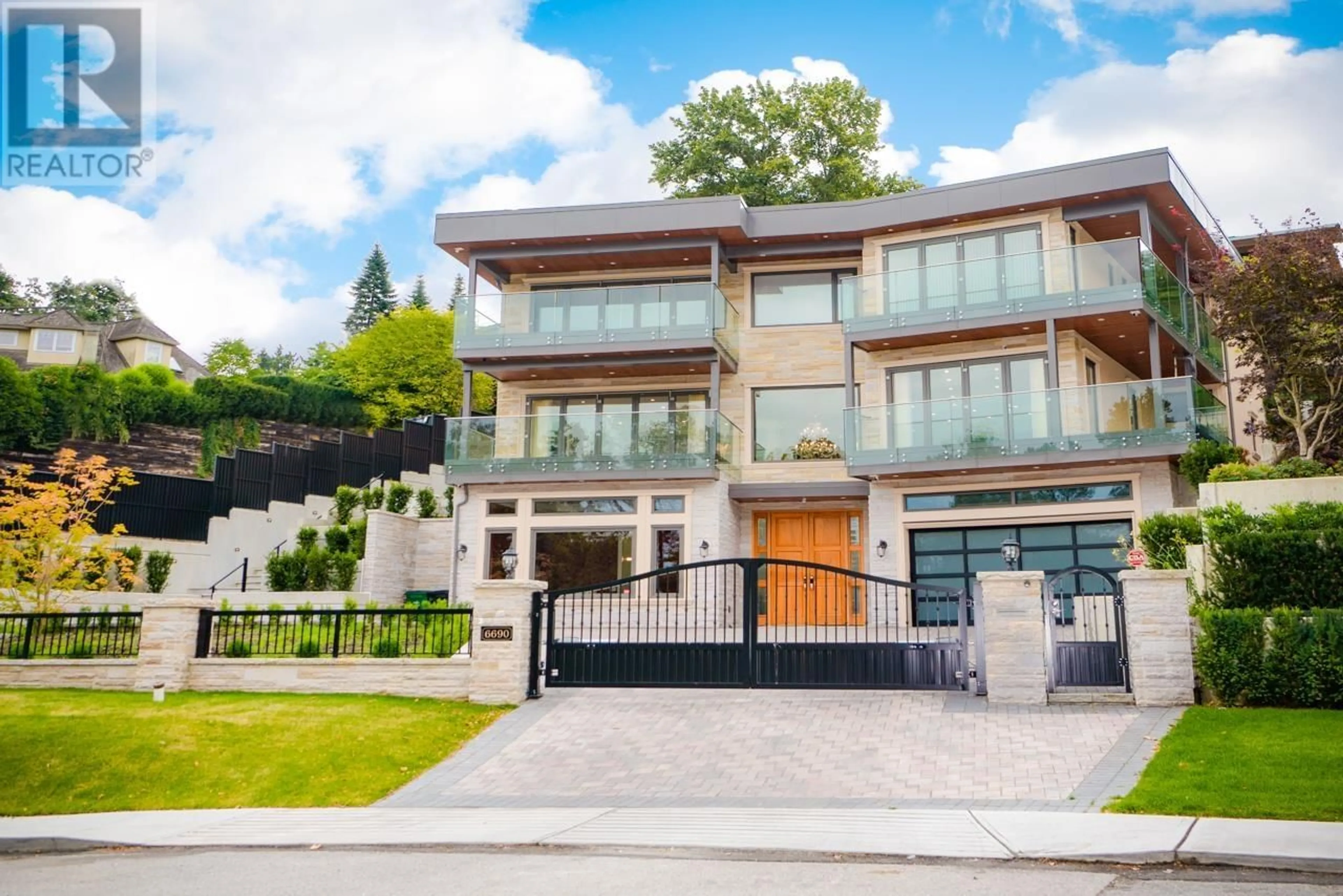 Frontside or backside of a home for 6690 DEER LAKE DRIVE, Burnaby British Columbia V5E2L8