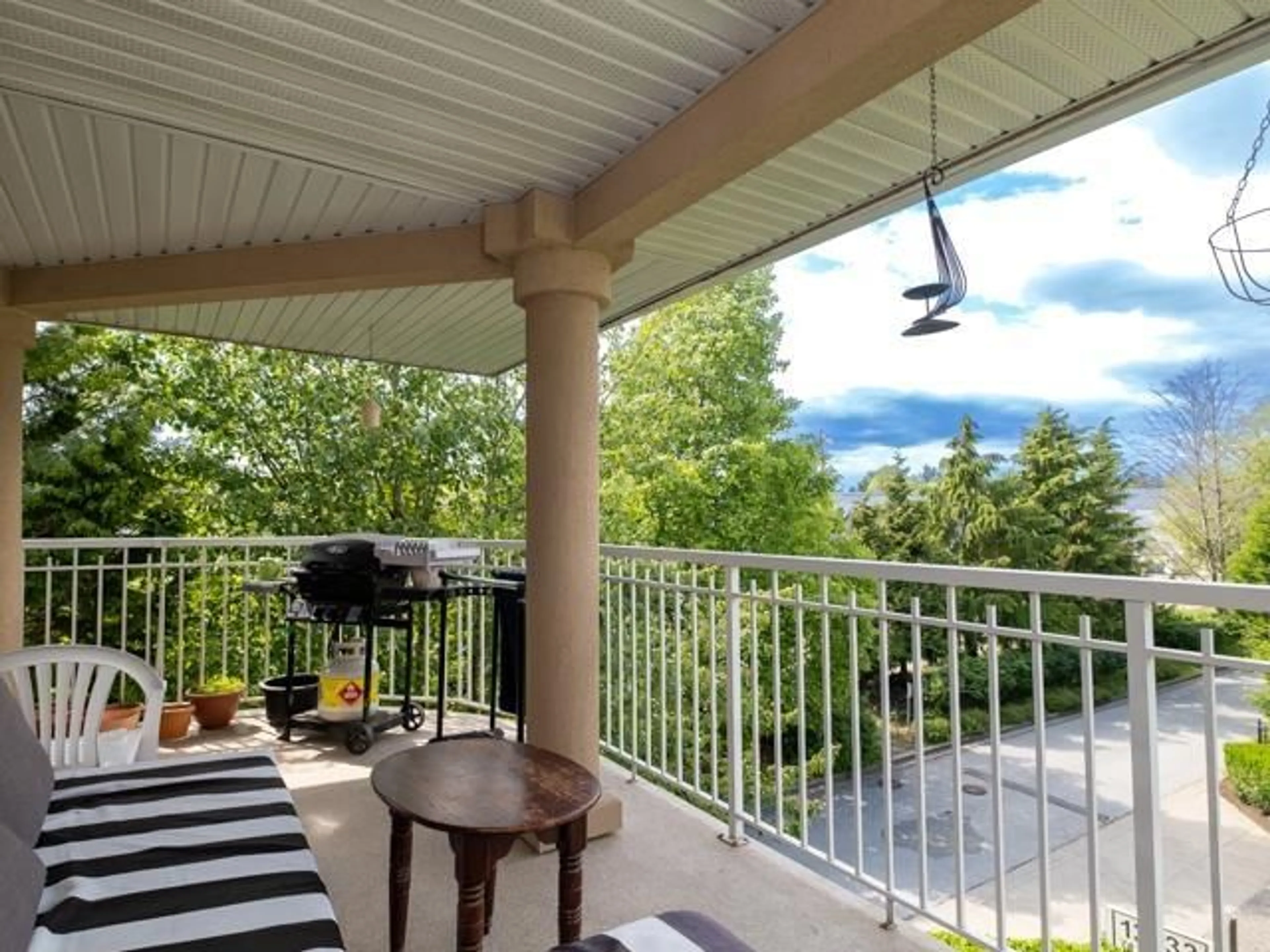 Patio for 304 13733 74 AVENUE, Surrey British Columbia V3W1B8