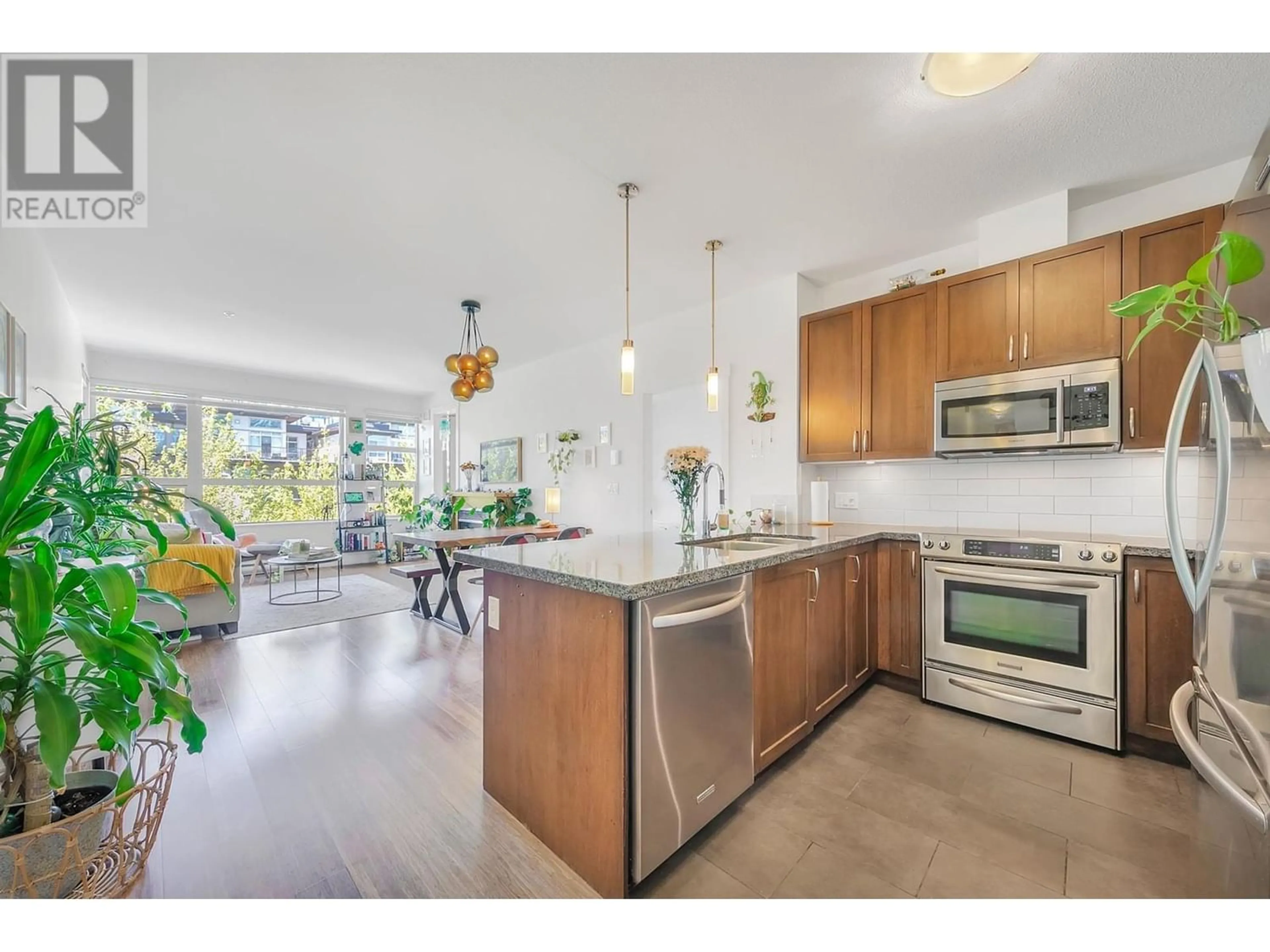 Kitchen for 310 5788 BIRNEY AVENUE, Vancouver British Columbia V6S0A2