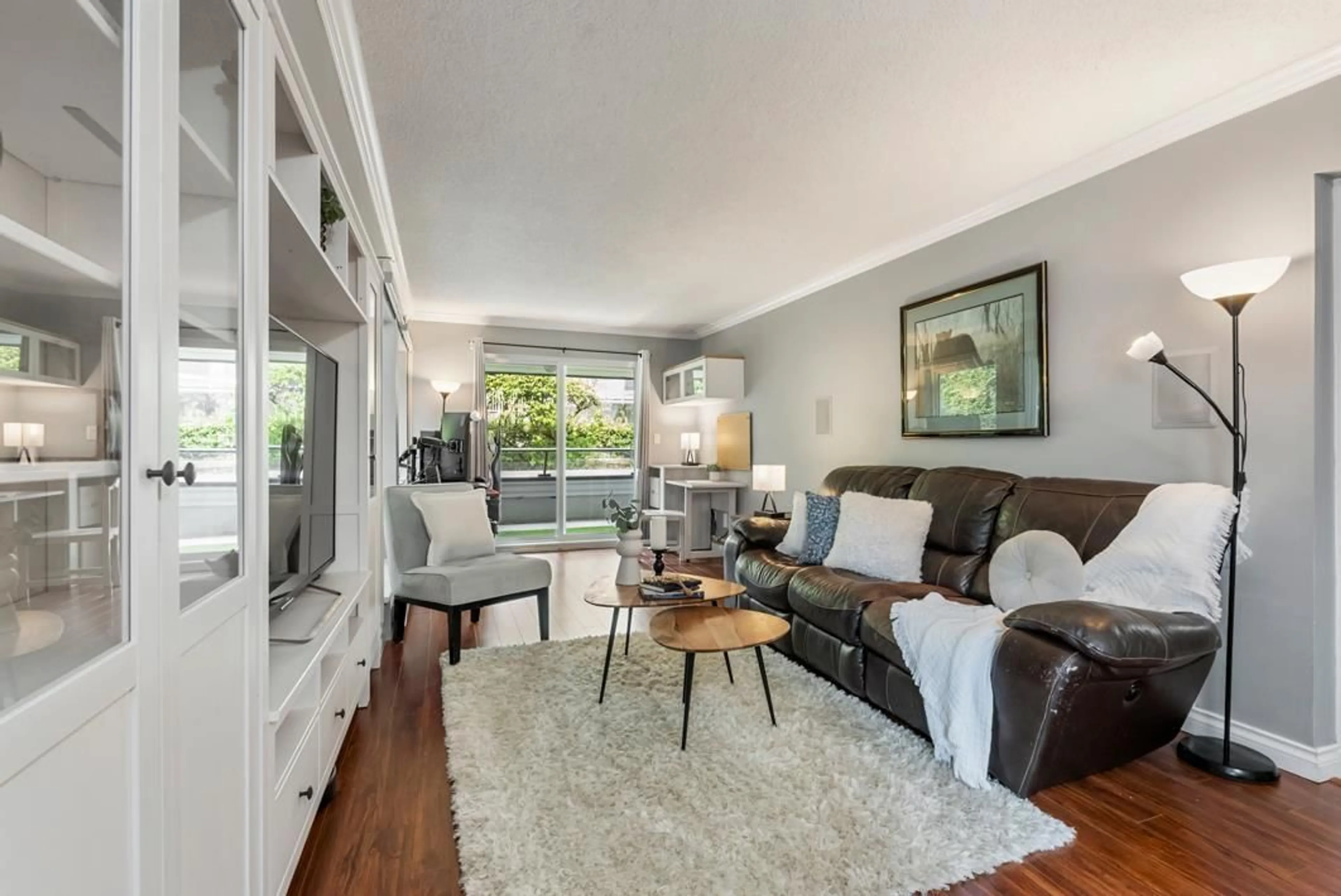 Living room for 104 1341 GEORGE STREET, White Rock British Columbia V4B4A1