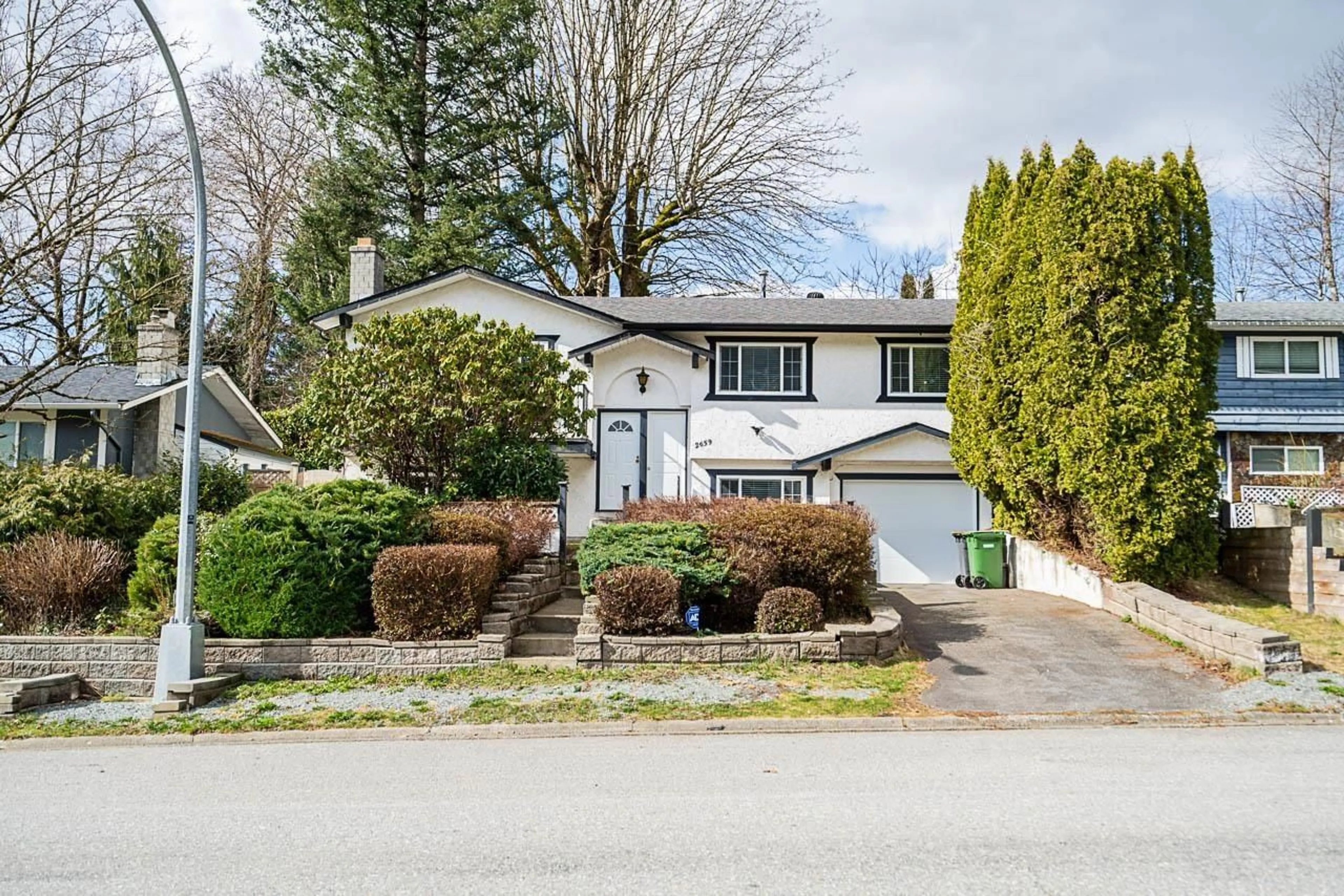 Frontside or backside of a home for 2659 MACBETH CRESCENT, Abbotsford British Columbia V3G1C2