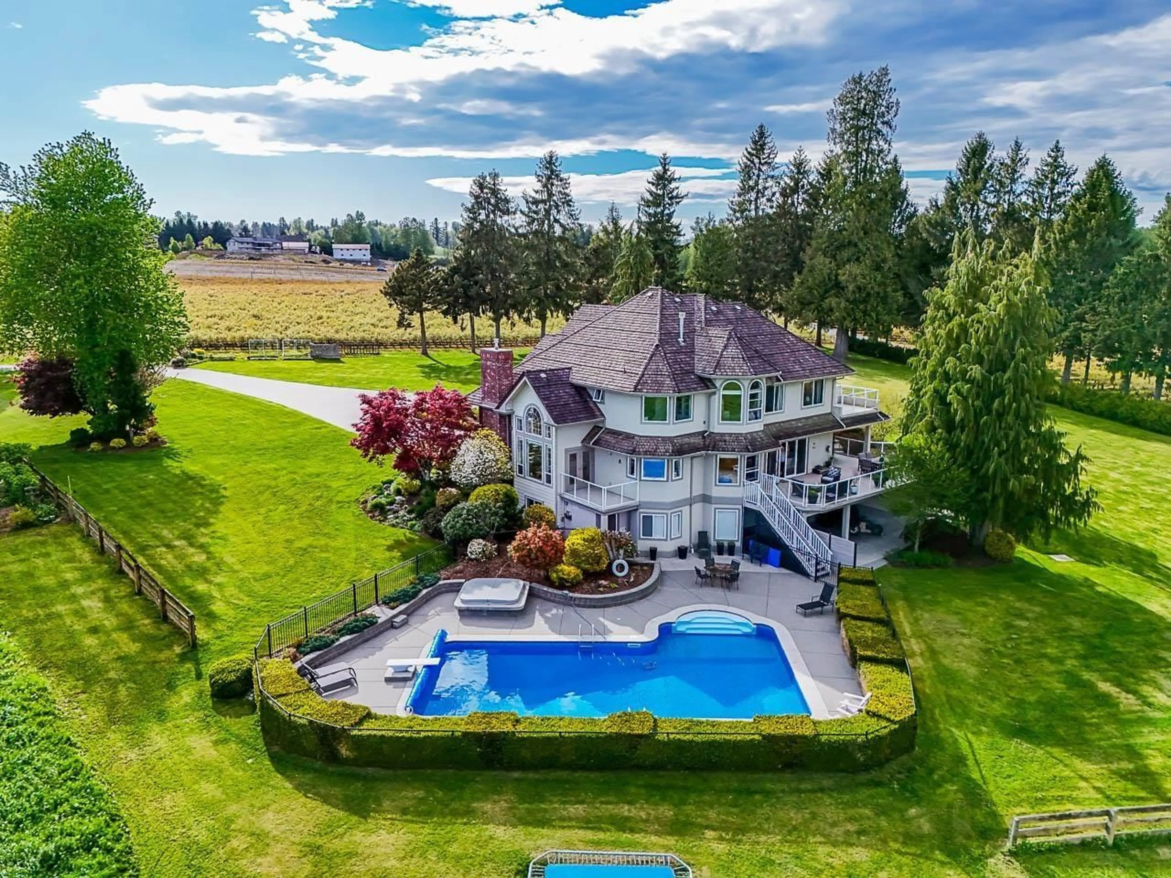 Frontside or backside of a home for 31111 NORTH BURGESS AVENUE, Abbotsford British Columbia V4X2G6
