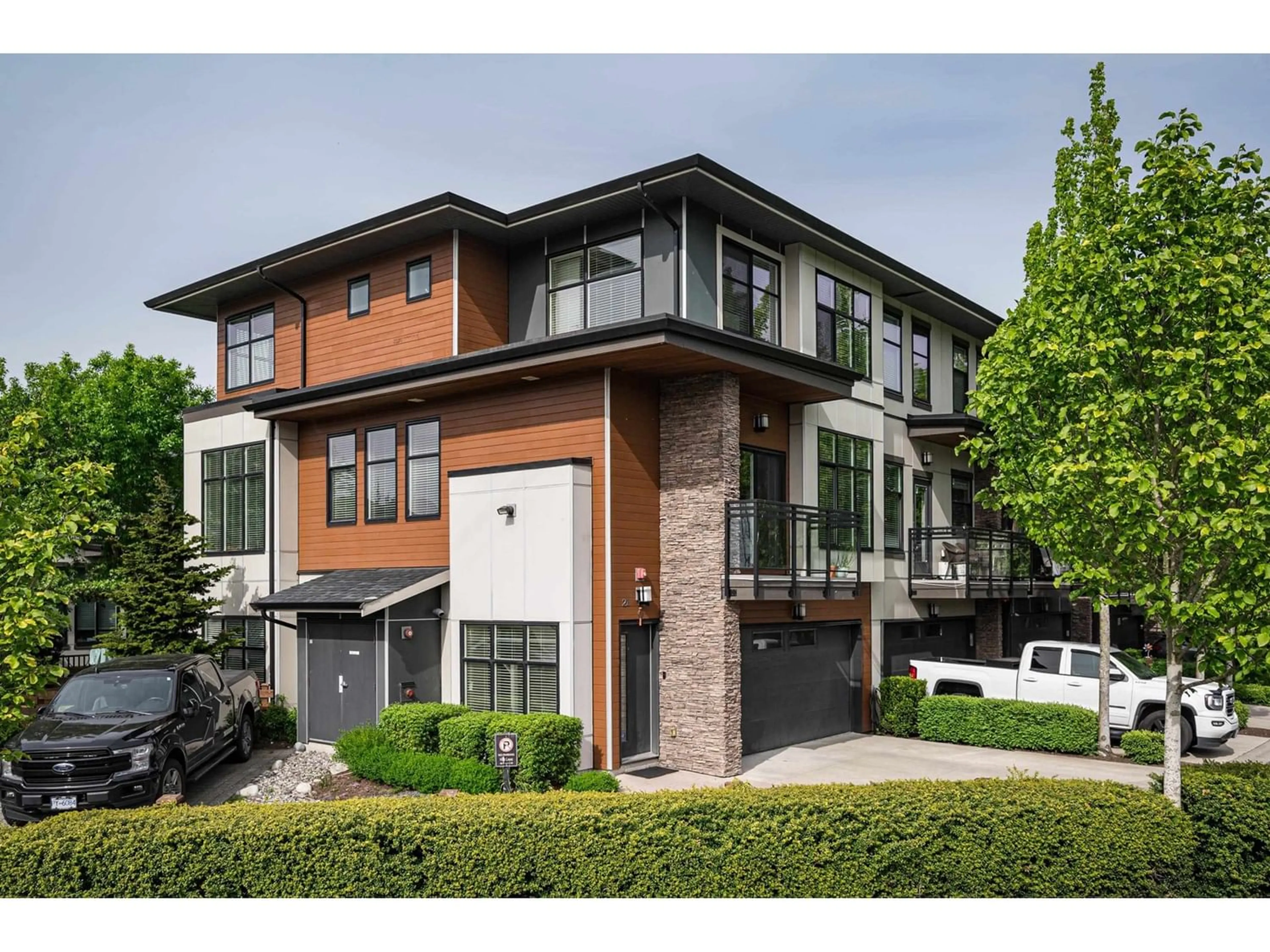 Frontside or backside of a home for 21 2687 158 STREET, Surrey British Columbia V3Z6V6