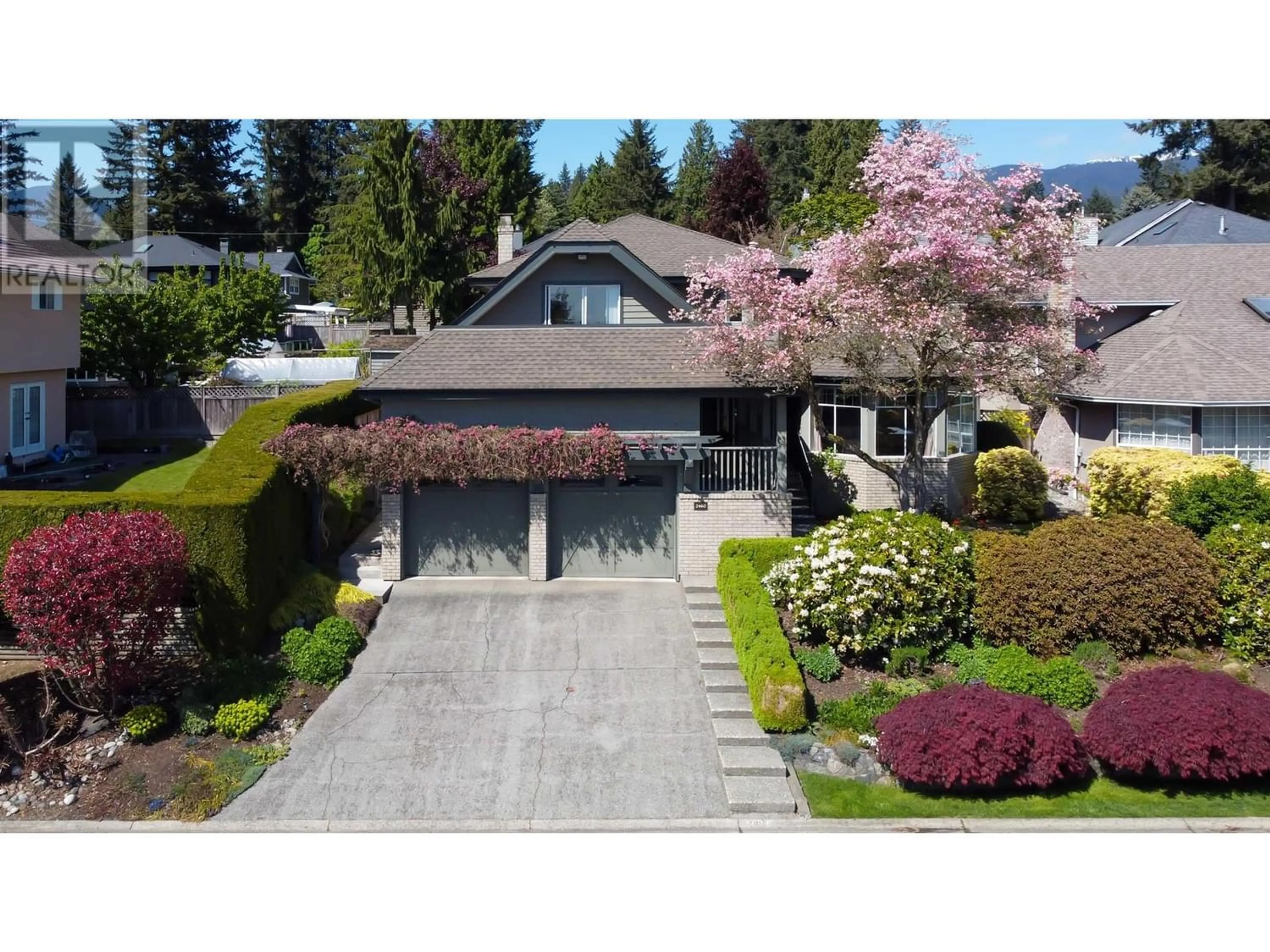 Frontside or backside of a home for 2460 MOWAT PLACE, North Vancouver British Columbia V7H2X1