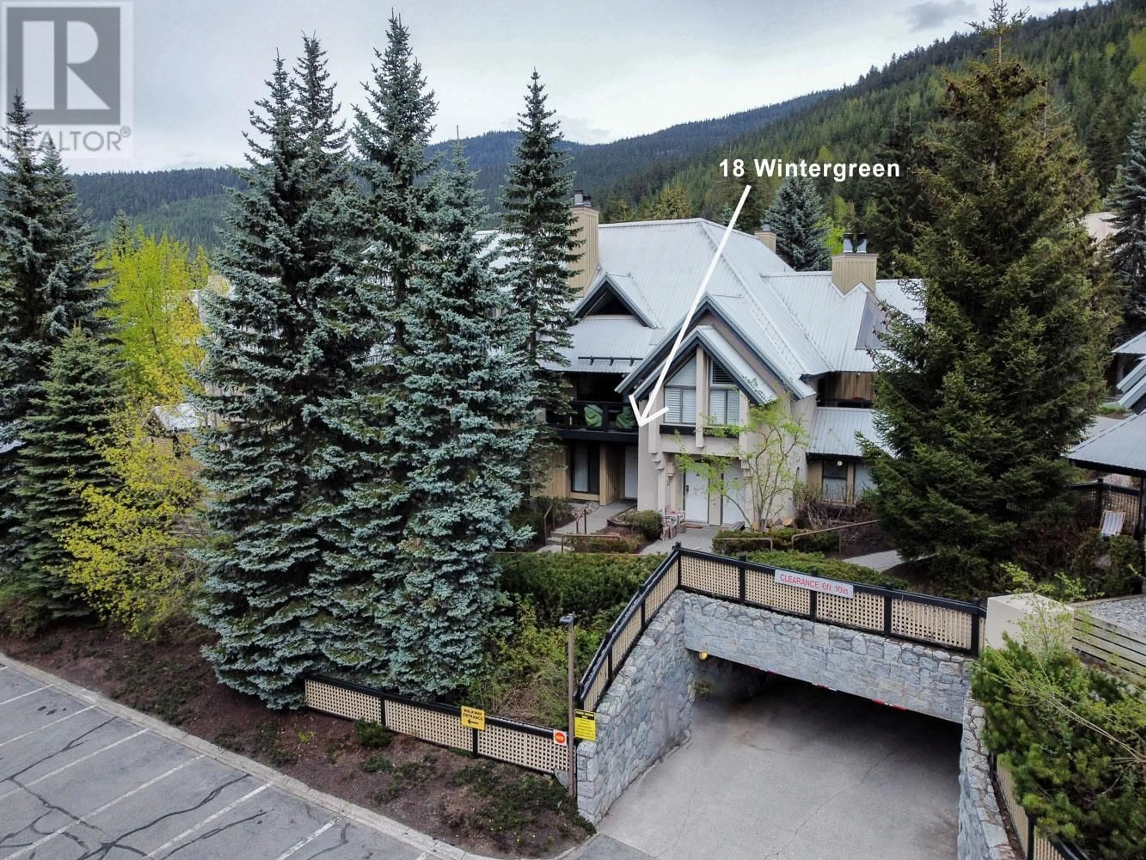 Outside view for 18 4725 SPEARHEAD DRIVE, Whistler British Columbia W8E1E6