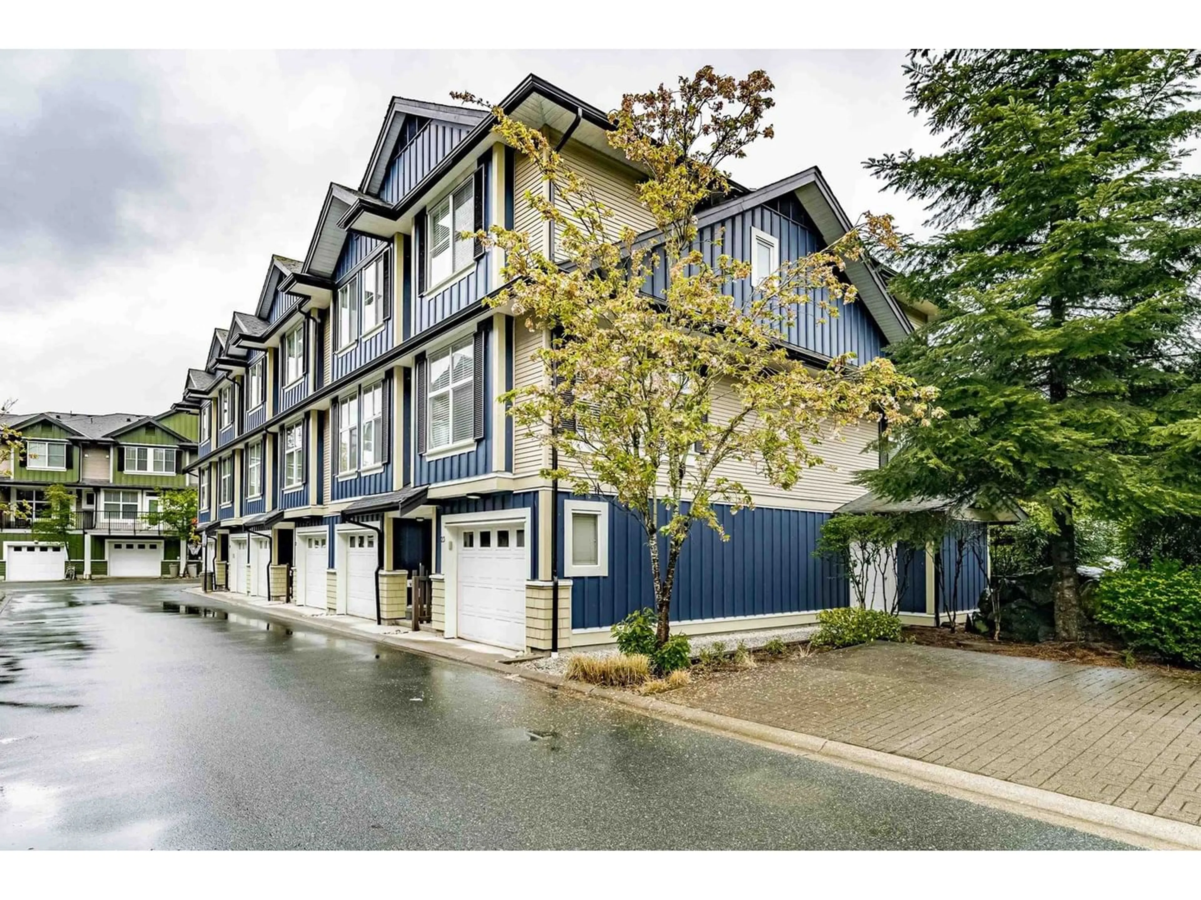 A pic from exterior of the house or condo for 23 18211 70 AVENUE, Surrey British Columbia V3S8K9