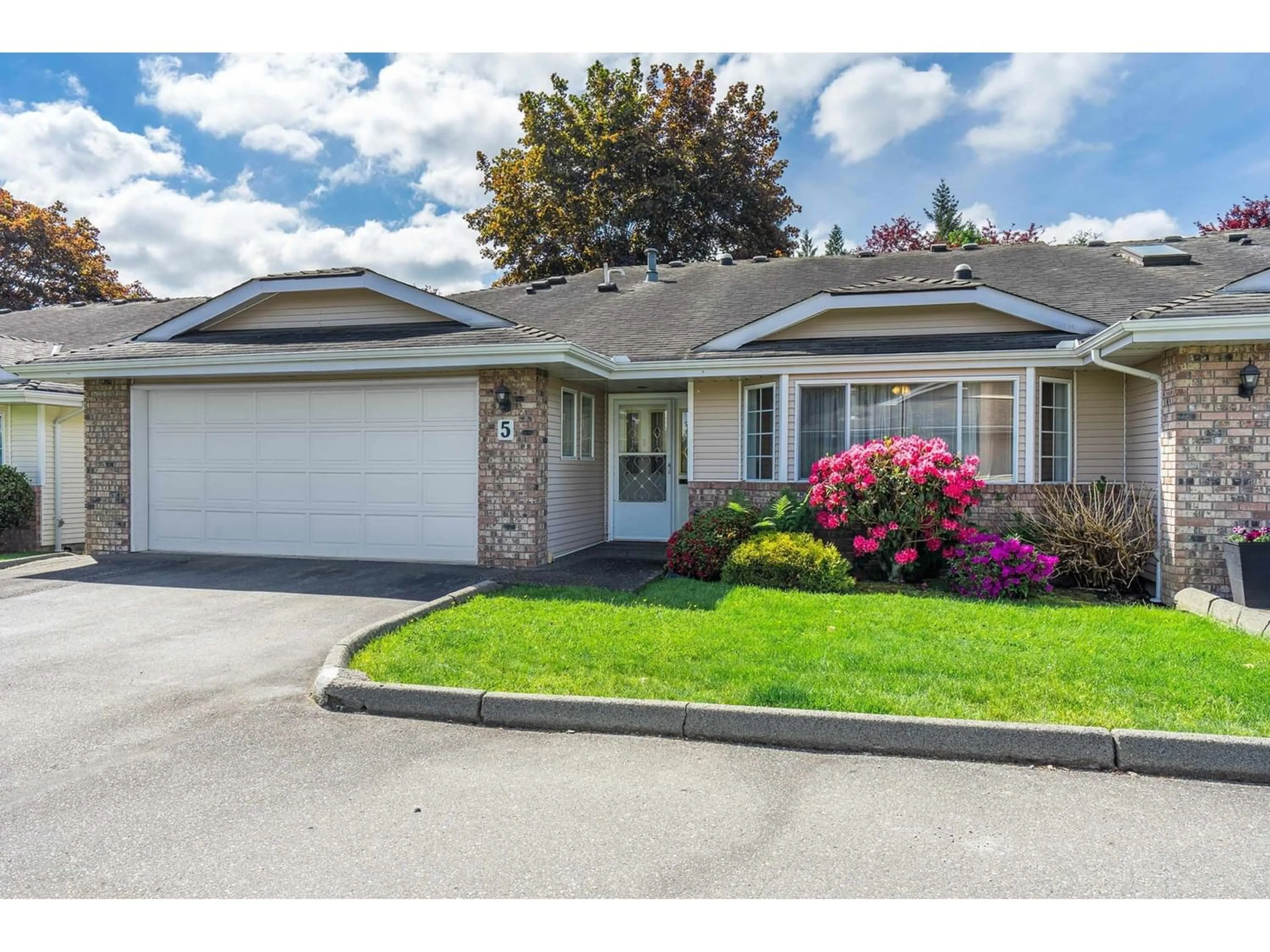Frontside or backside of a home for 5 5051 203 STREET, Langley British Columbia V3A1V5