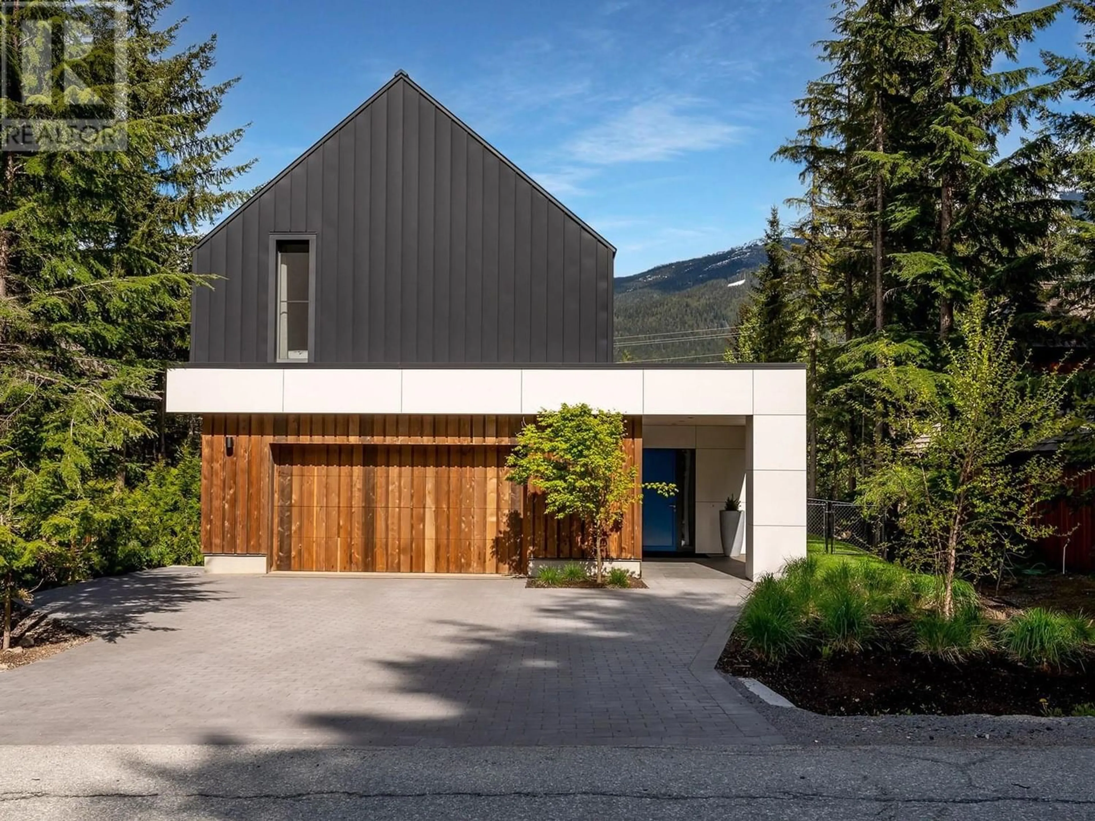 Frontside or backside of a home for 6187 EAGLE DRIVE, Whistler British Columbia V8E0C6