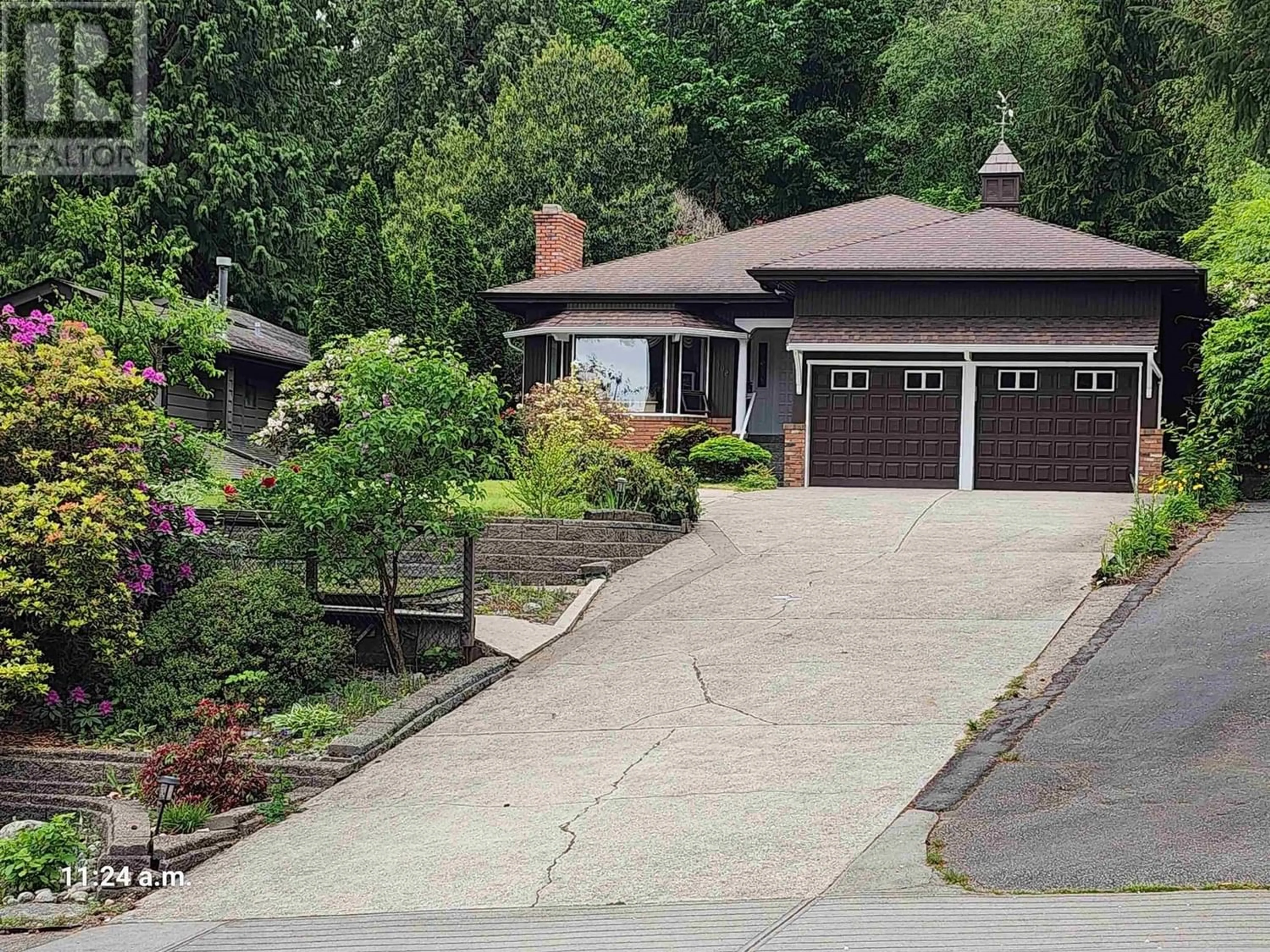 Frontside or backside of a home for 1308 LANSDOWNE DRIVE, Coquitlam British Columbia V3E1K6