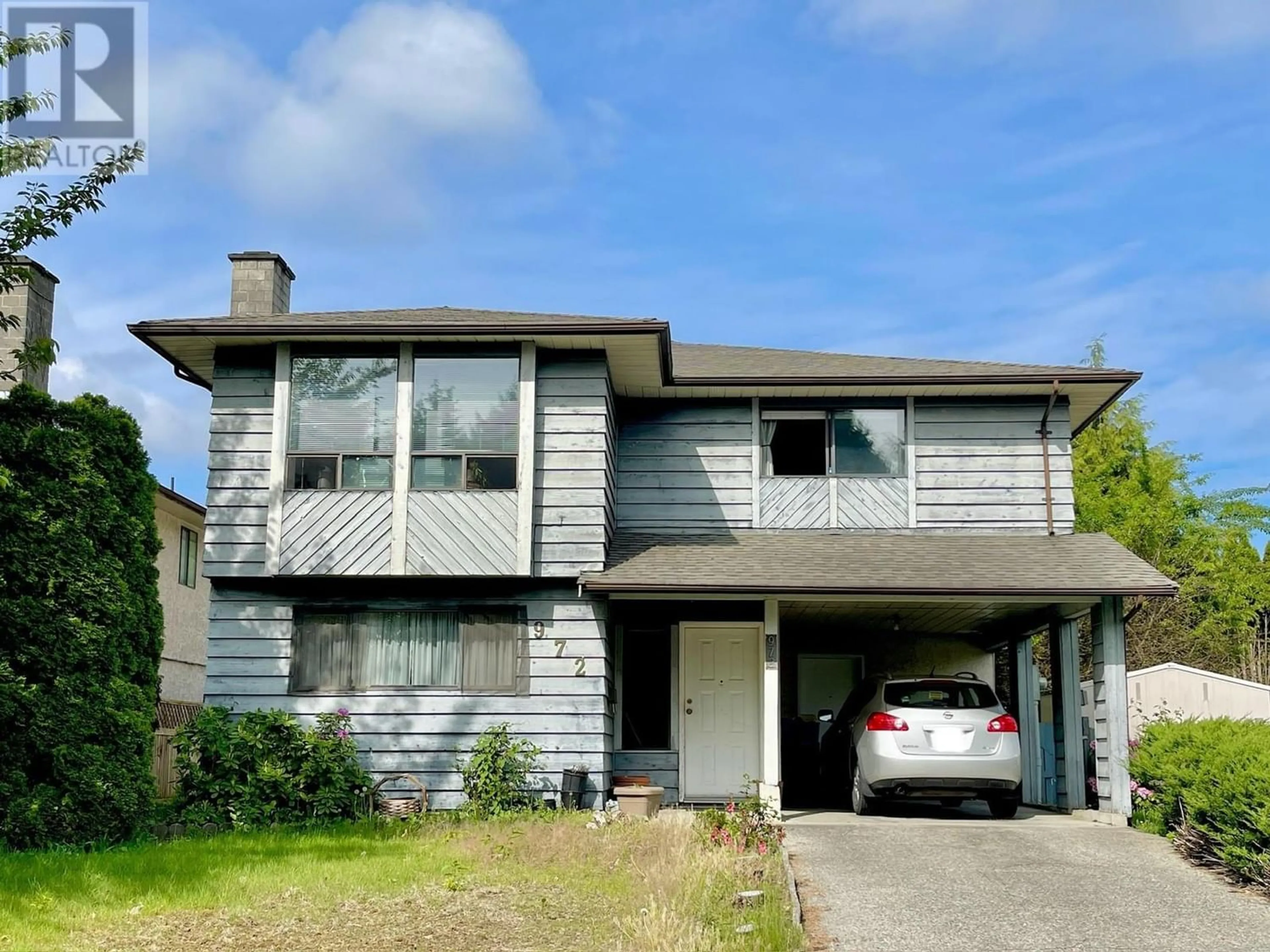 Frontside or backside of a home for 972 HOSMER COURT, Coquitlam British Columbia V3C4T8