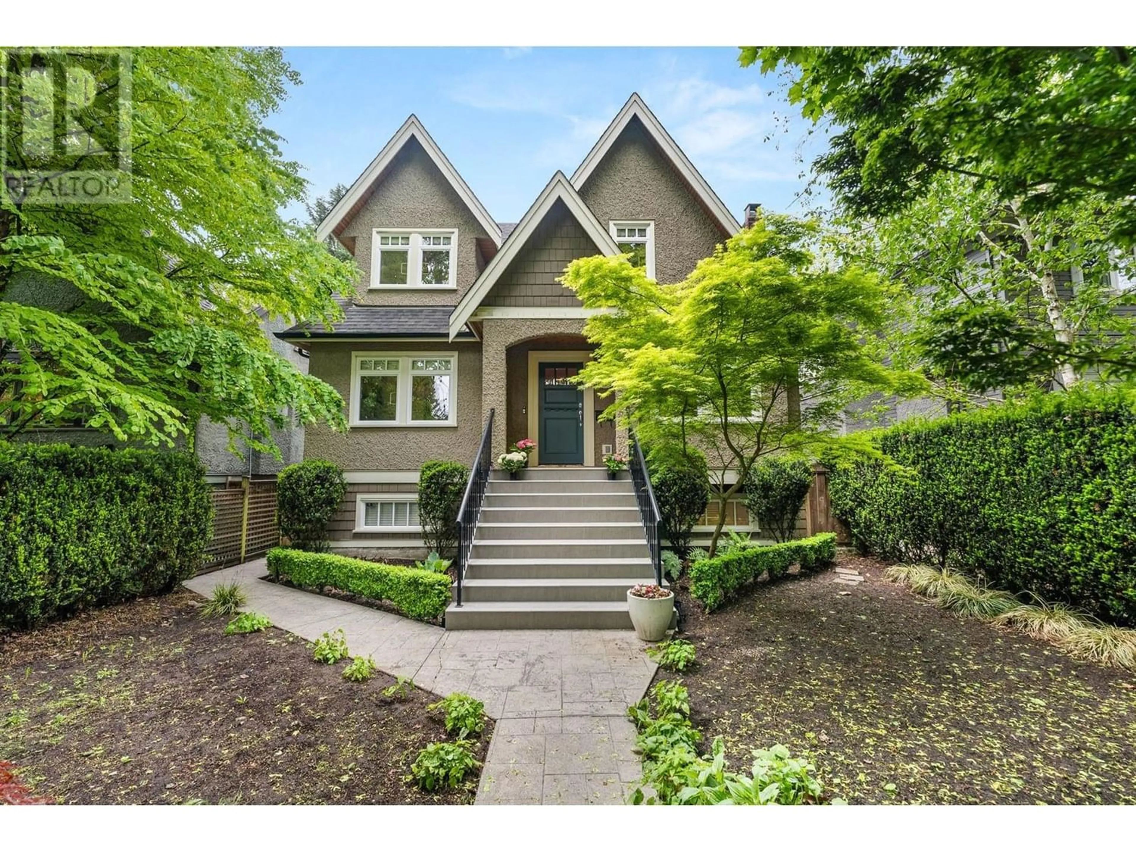 Frontside or backside of a home for 2888 W 15TH AVENUE, Vancouver British Columbia V6K2Z9