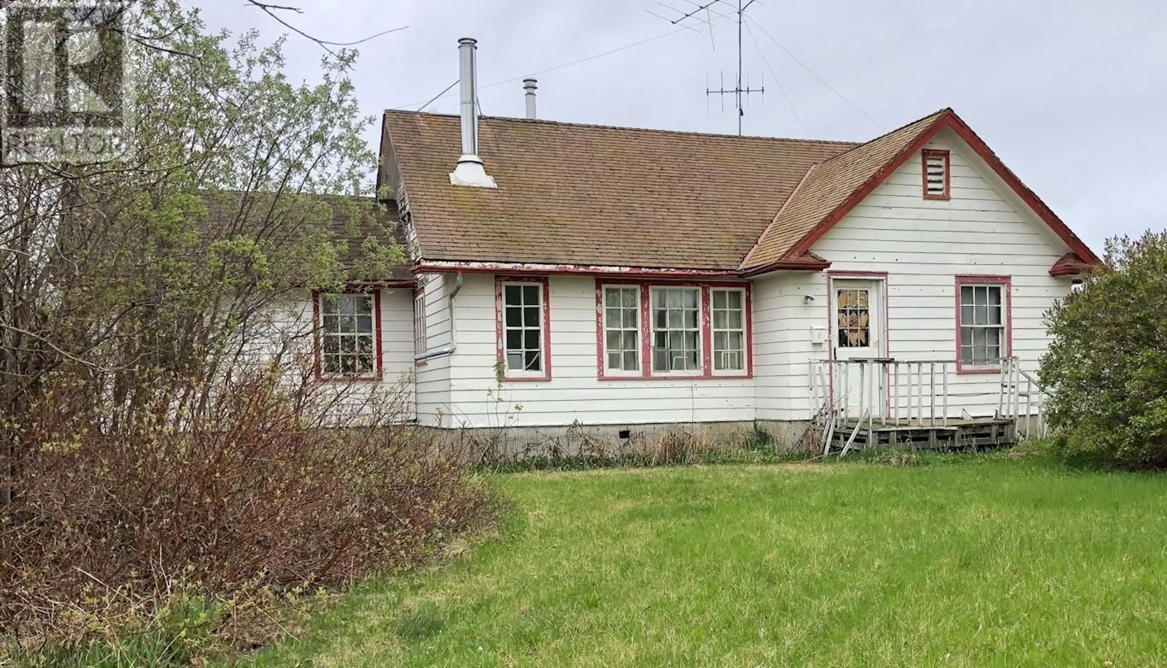 Frontside or backside of a home for 8127 99 AVENUE, Fort St. John British Columbia V1J1S8