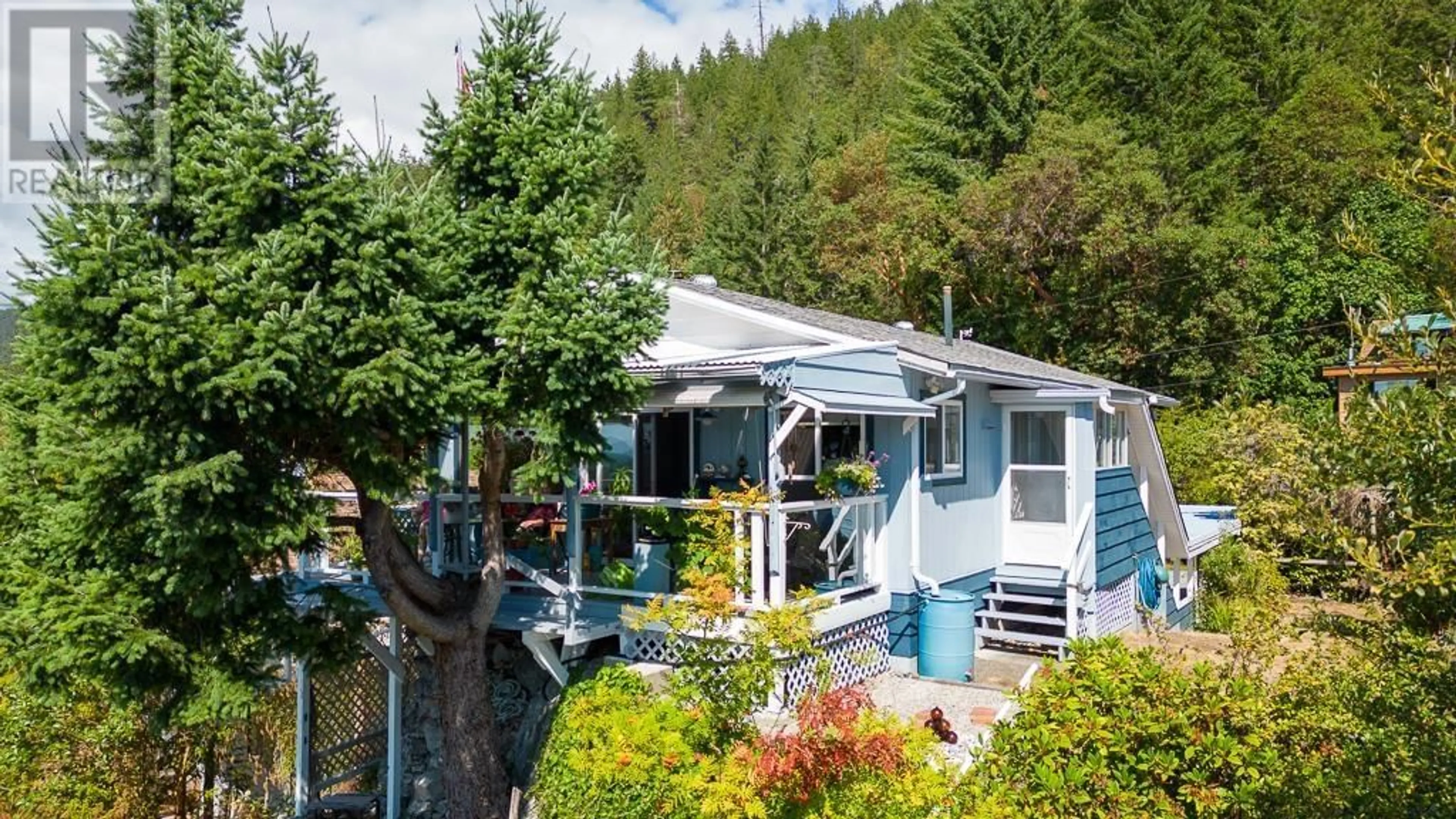 Cottage for 12765 GULFVIEW ROAD, Madeira Park British Columbia V0N2H0