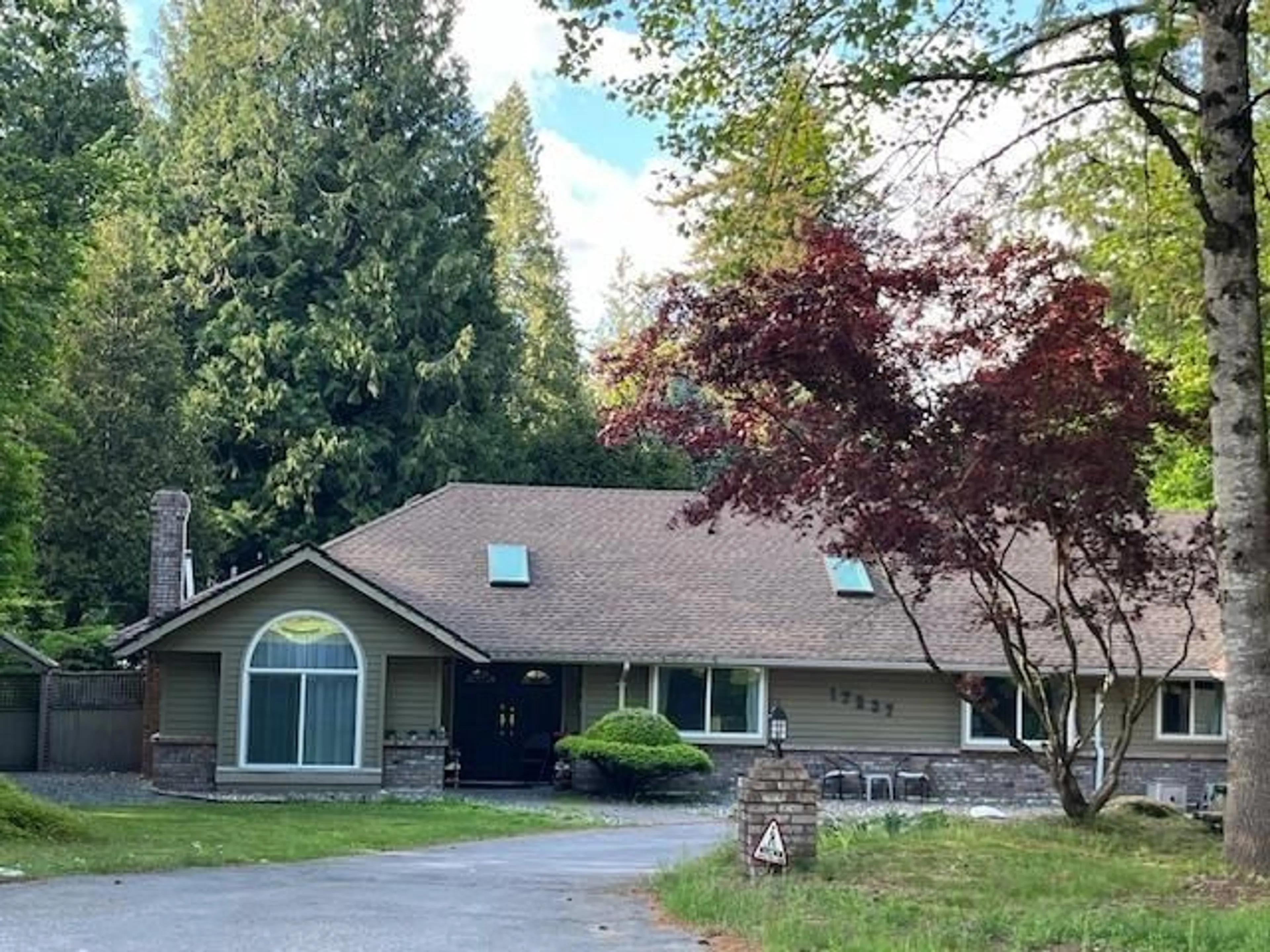 Frontside or backside of a home for 17237 26 AVENUE, Surrey British Columbia V3Z0A4