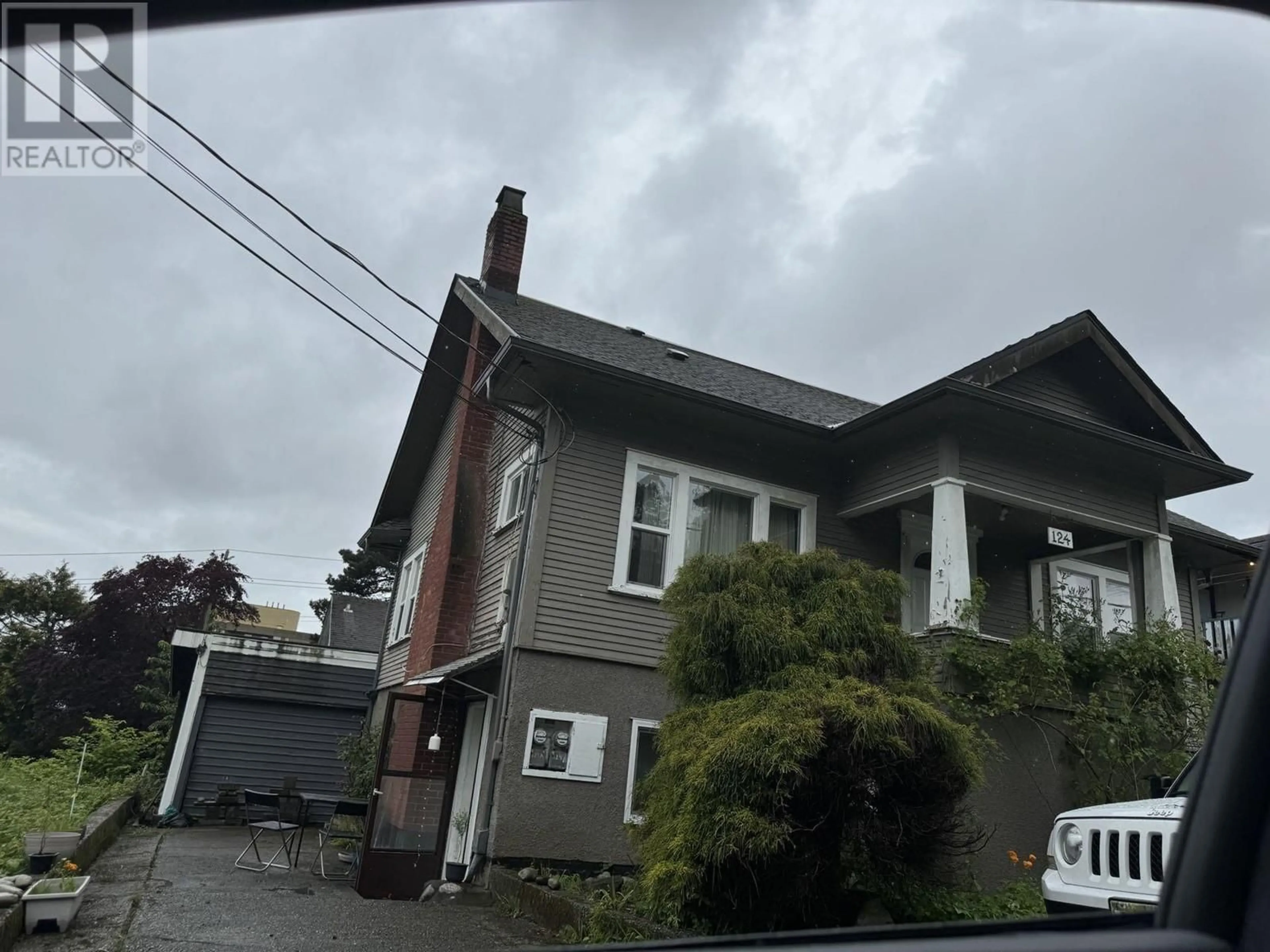 Unknown for 124 MCINNES STREET, New Westminster British Columbia V3M3W8