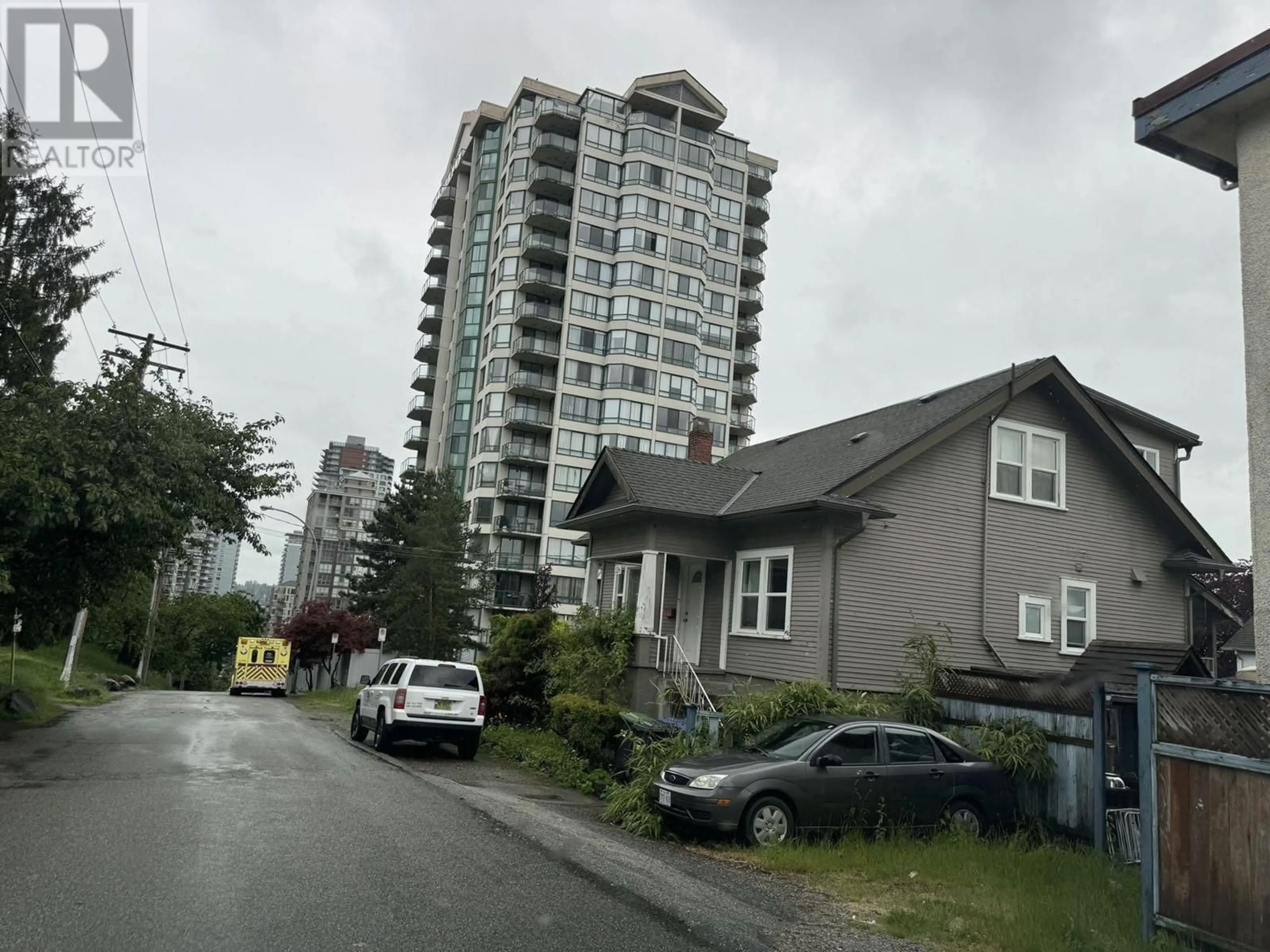 Blurry image for 124 MCINNES STREET, New Westminster British Columbia V3M3W8