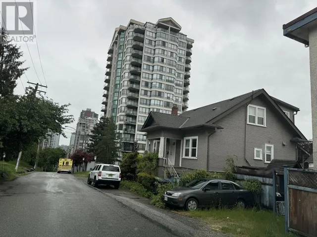 124 MCINNES STREET, New Westminster 5