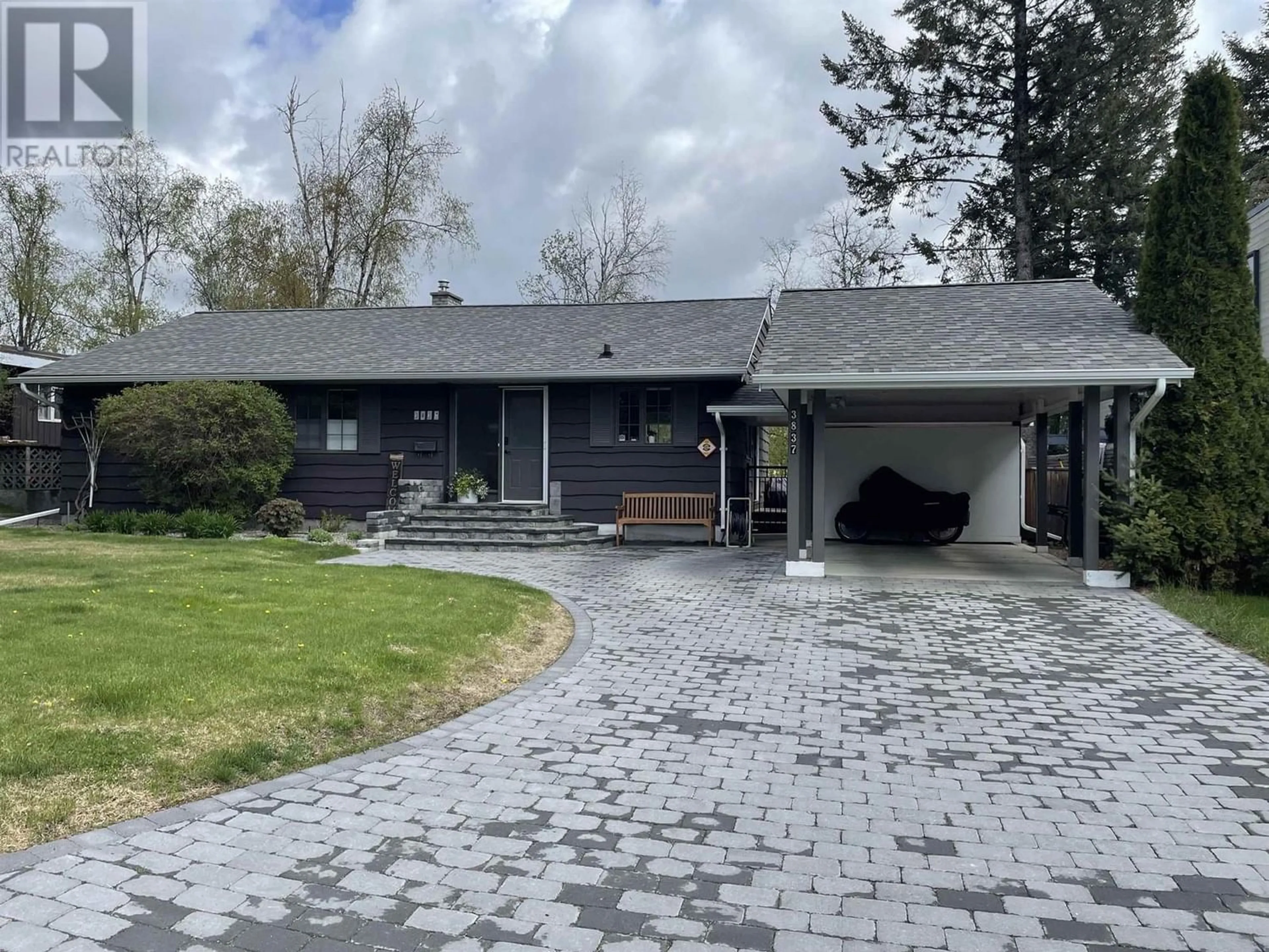 Frontside or backside of a home for 3837 DEZELL DRIVE, Prince George British Columbia V2M1A1