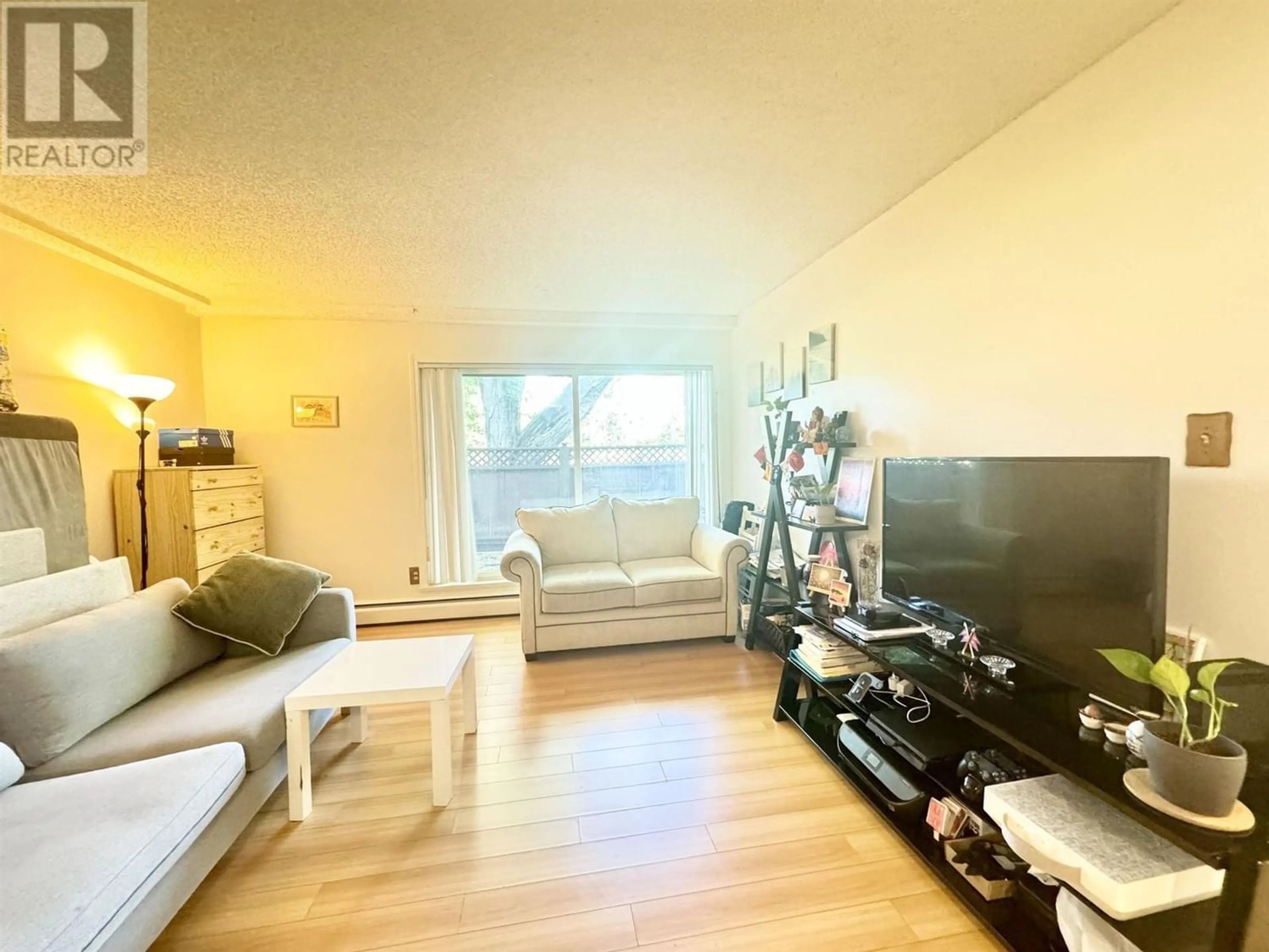 A pic of a room for 108 7220 LINDSAY ROAD, Richmond British Columbia V7C3M6