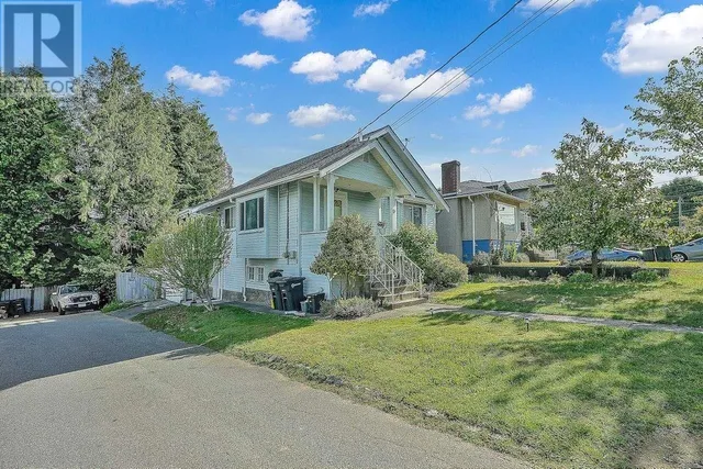 3717 PRICE STREET, Burnaby 4