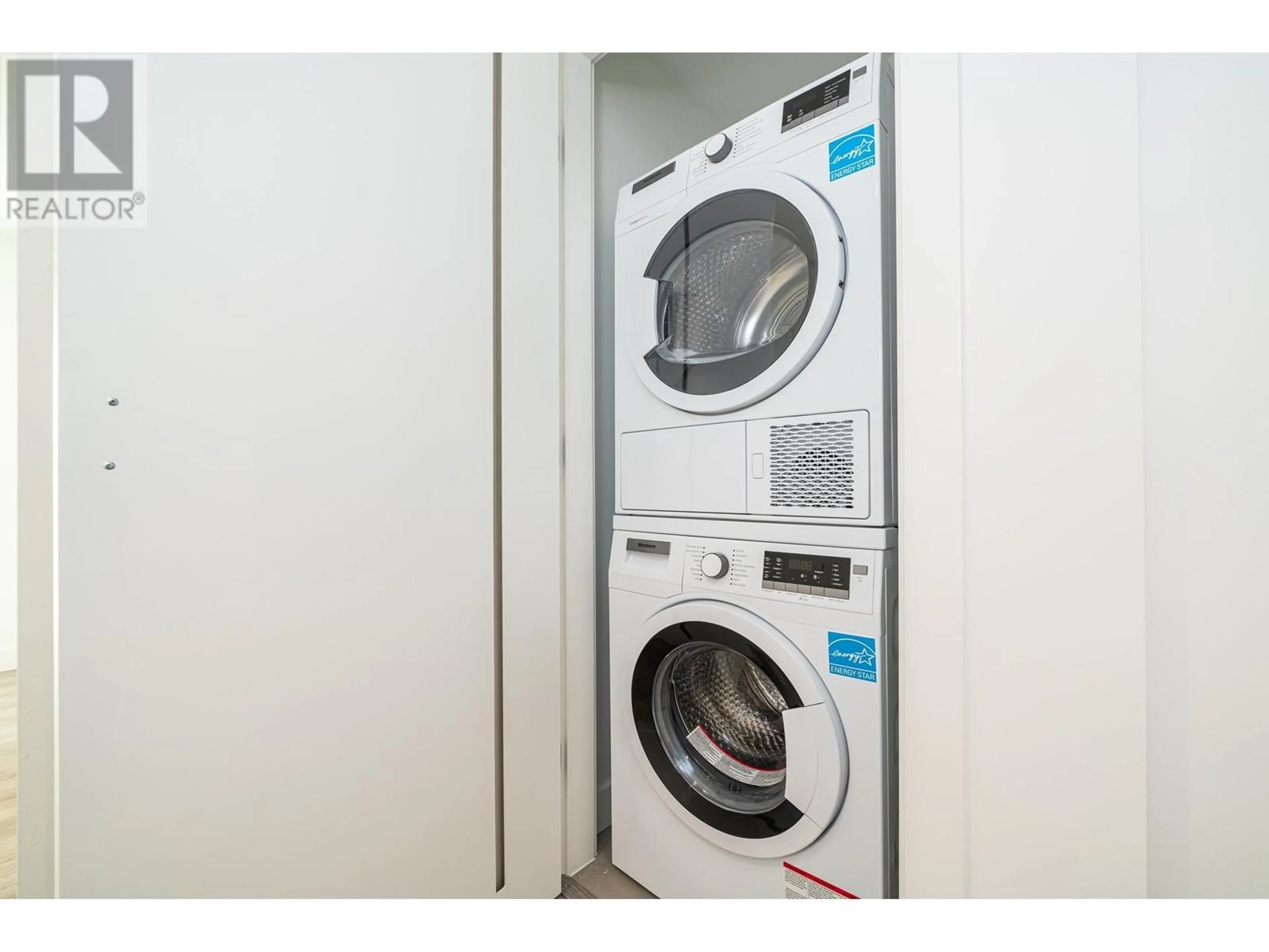 Laundry room for 2002 - 8188 FRASER STREET, Vancouver British Columbia V5X0J8