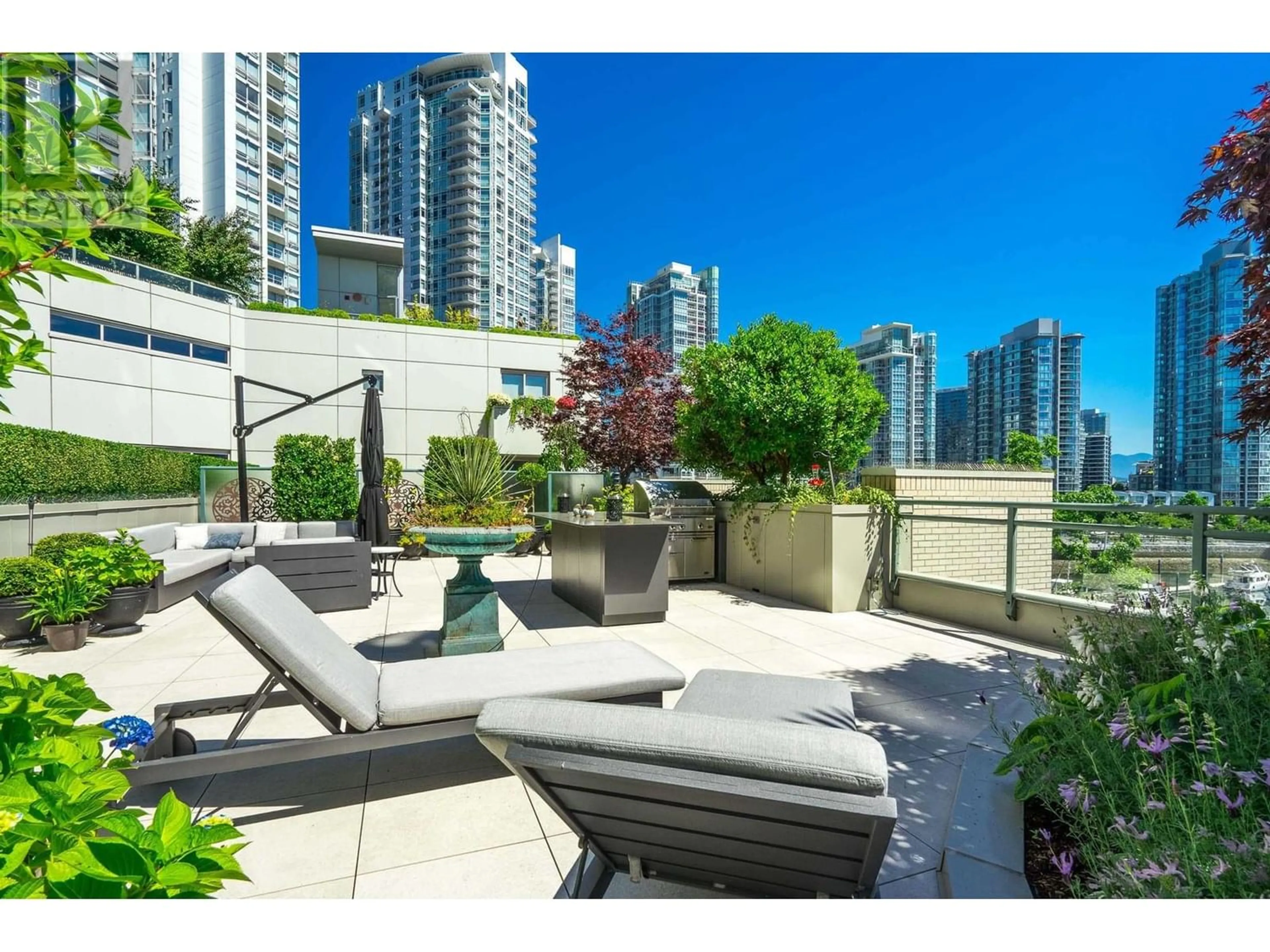 Patio for 601 1228 MARINASIDE CRESCENT, Vancouver British Columbia V6Z2W4