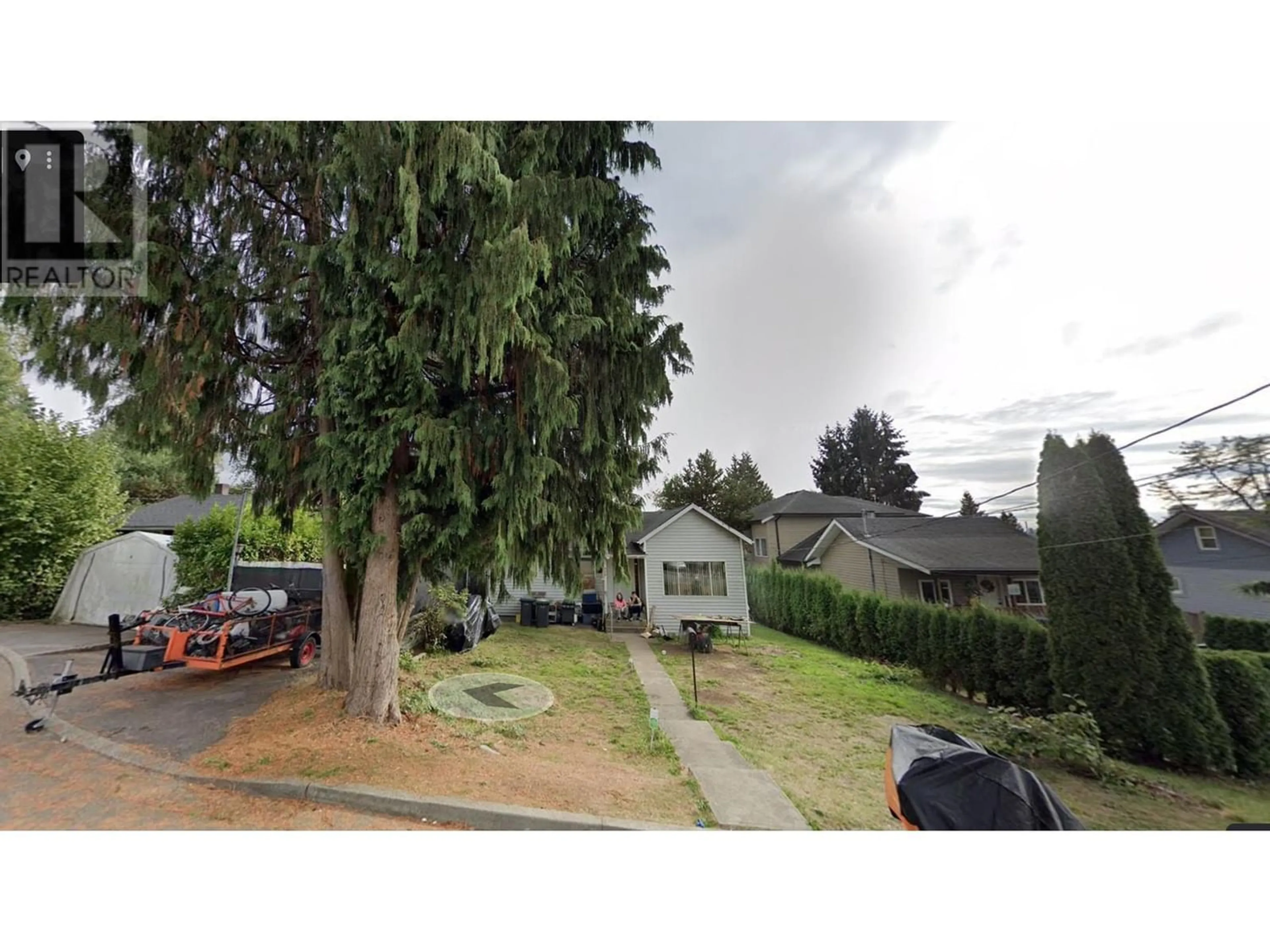Frontside or backside of a home for 712 GAUTHIER AVENUE, Coquitlam British Columbia V3K1R5
