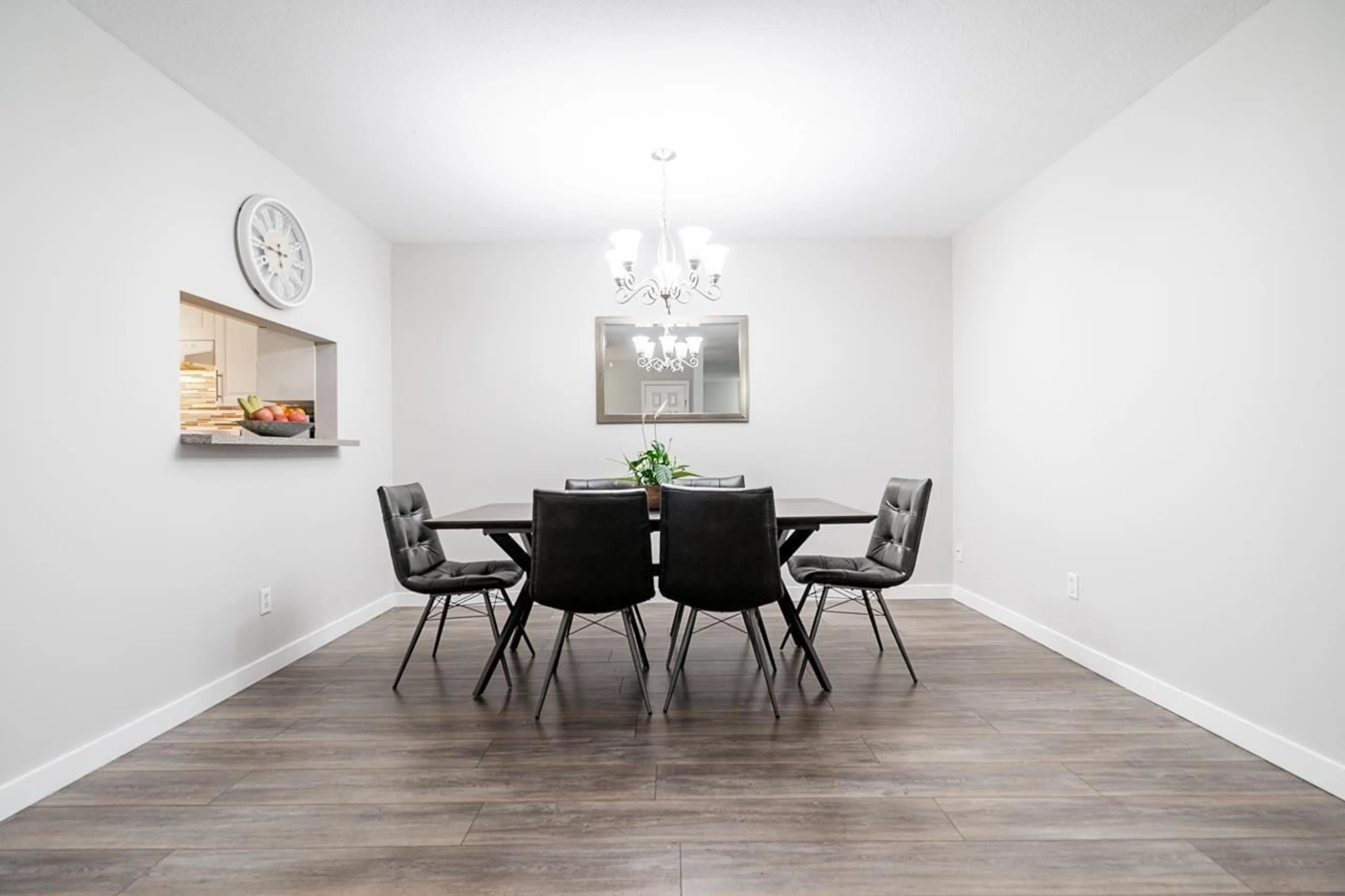 Dining room for 149 10077 156 STREET, Surrey British Columbia V3R4L6