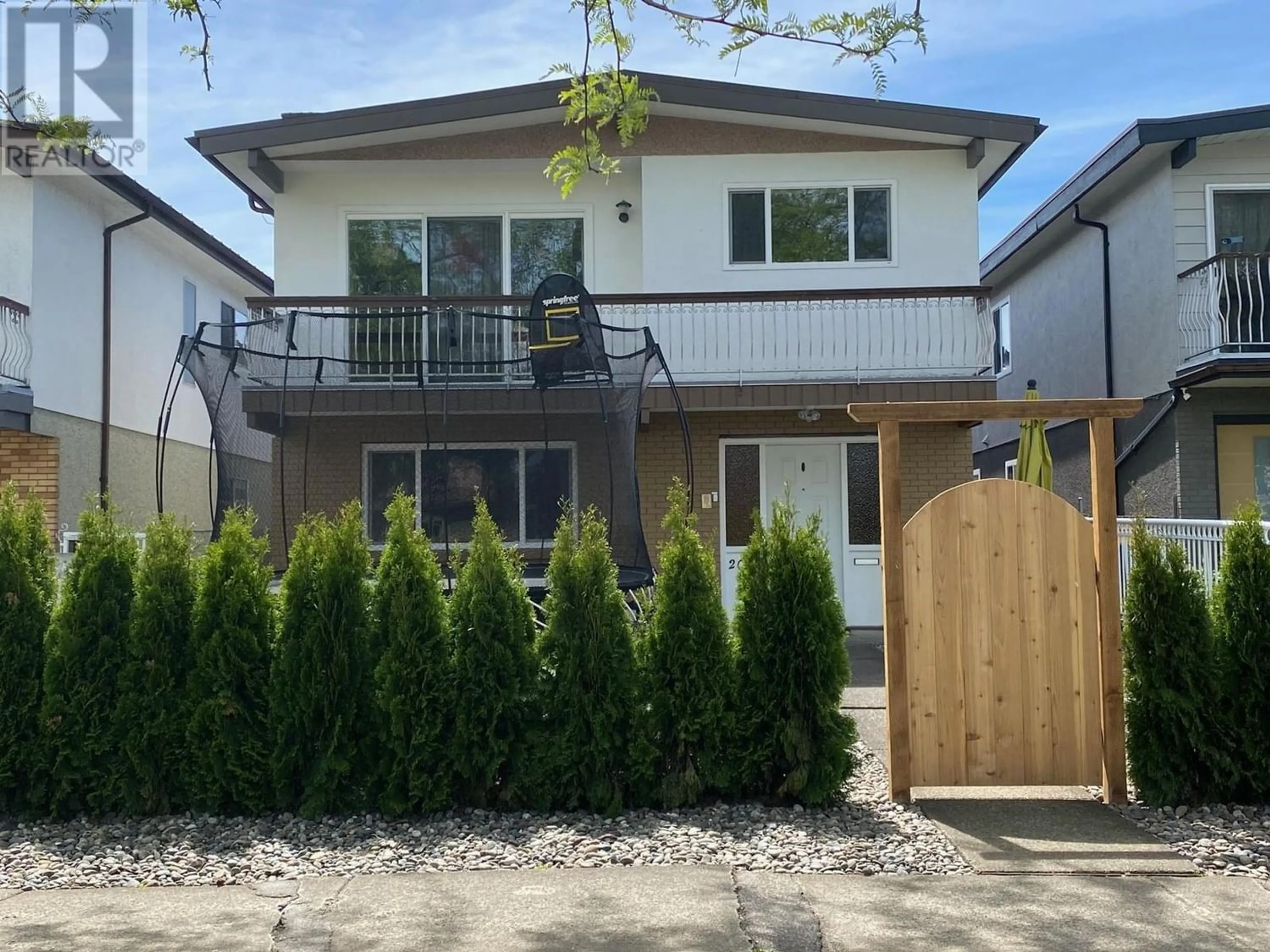 Frontside or backside of a home for 2086 E 40TH AVENUE, Vancouver British Columbia V5P1J3