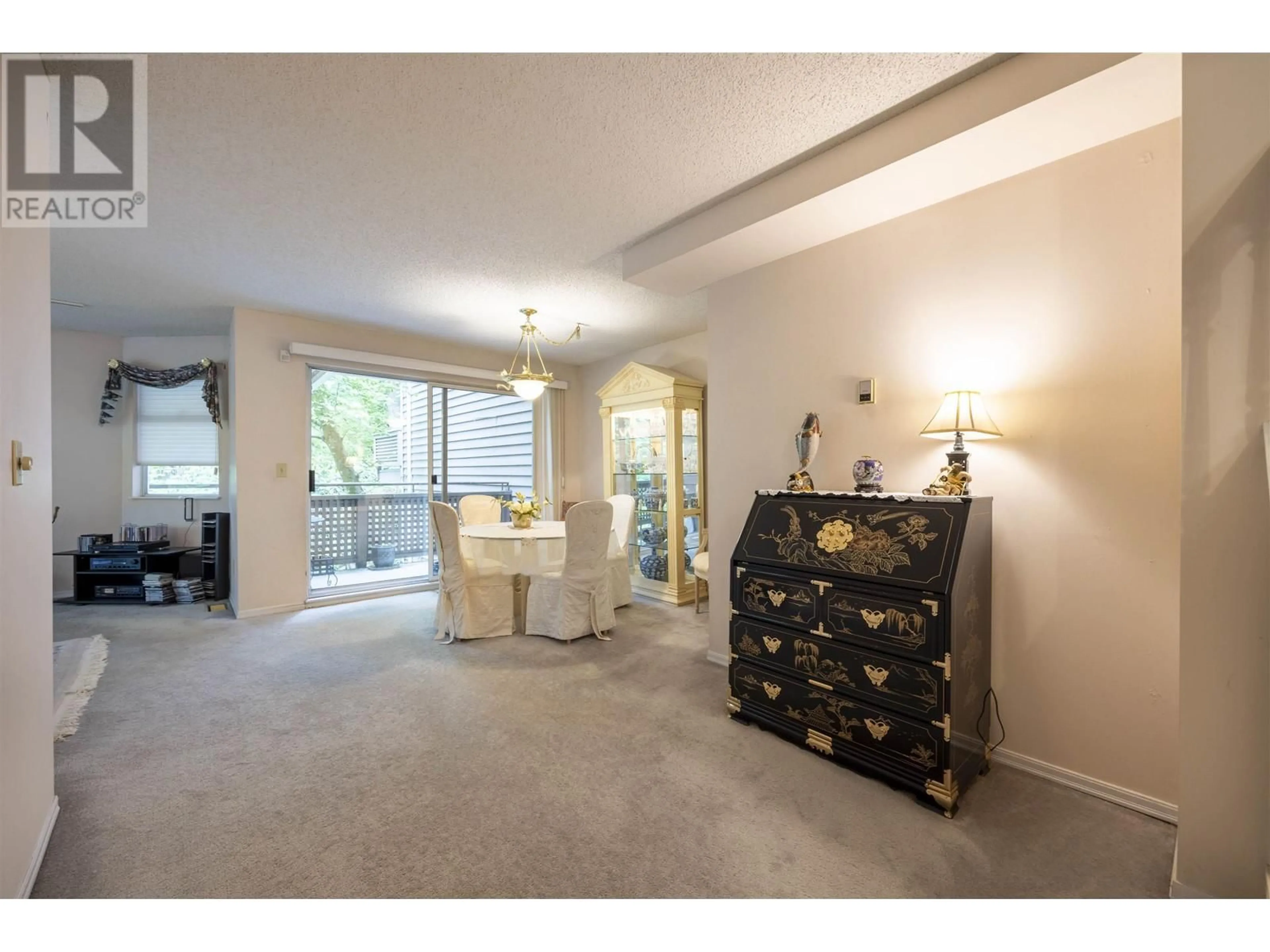Unknown for 44 - 9000 ASH GROVE CRESCENT, Burnaby British Columbia V5A4M3