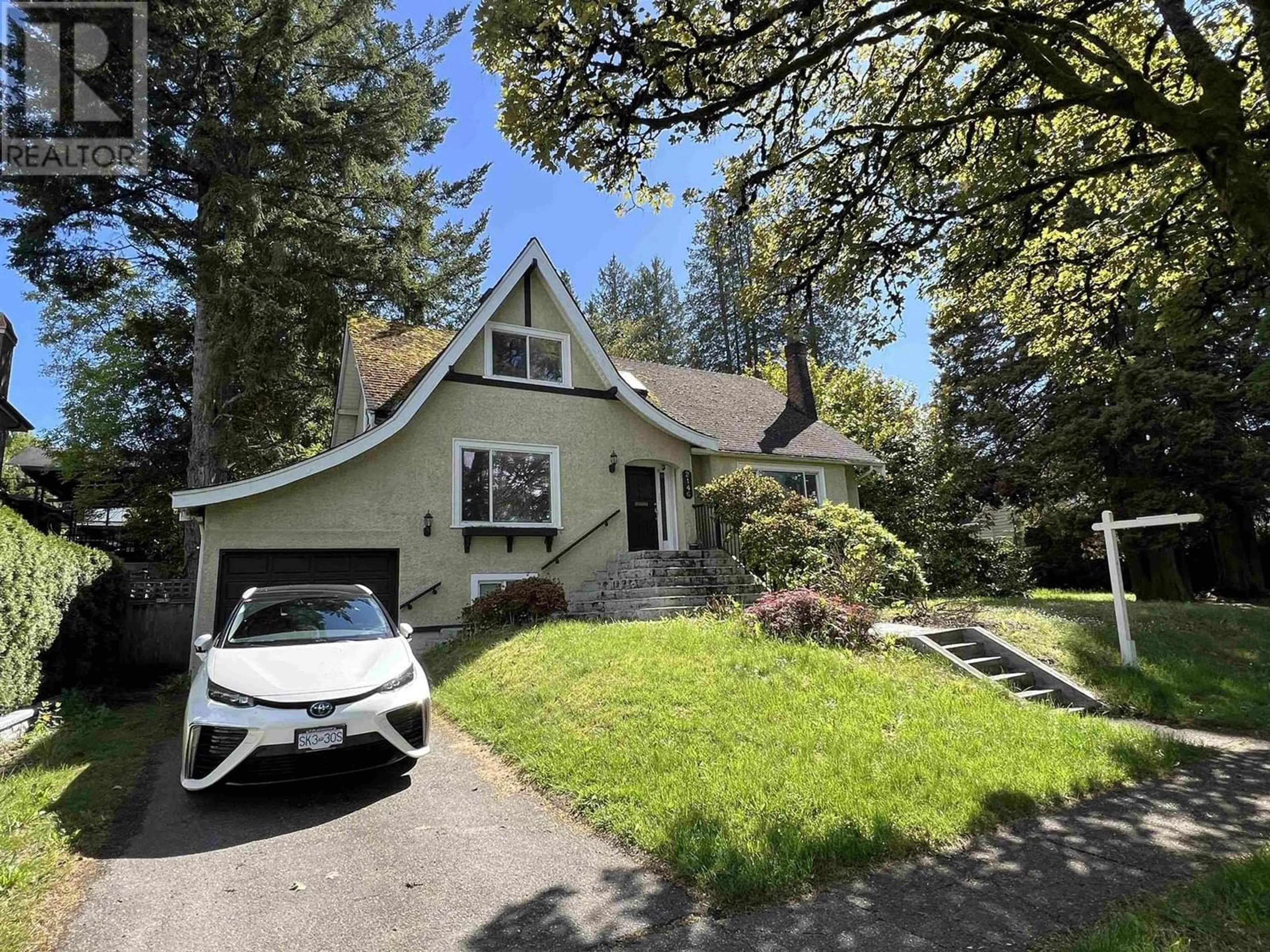 Frontside or backside of a home for 2146 W 33RD AVENUE, Vancouver British Columbia V6M1B9