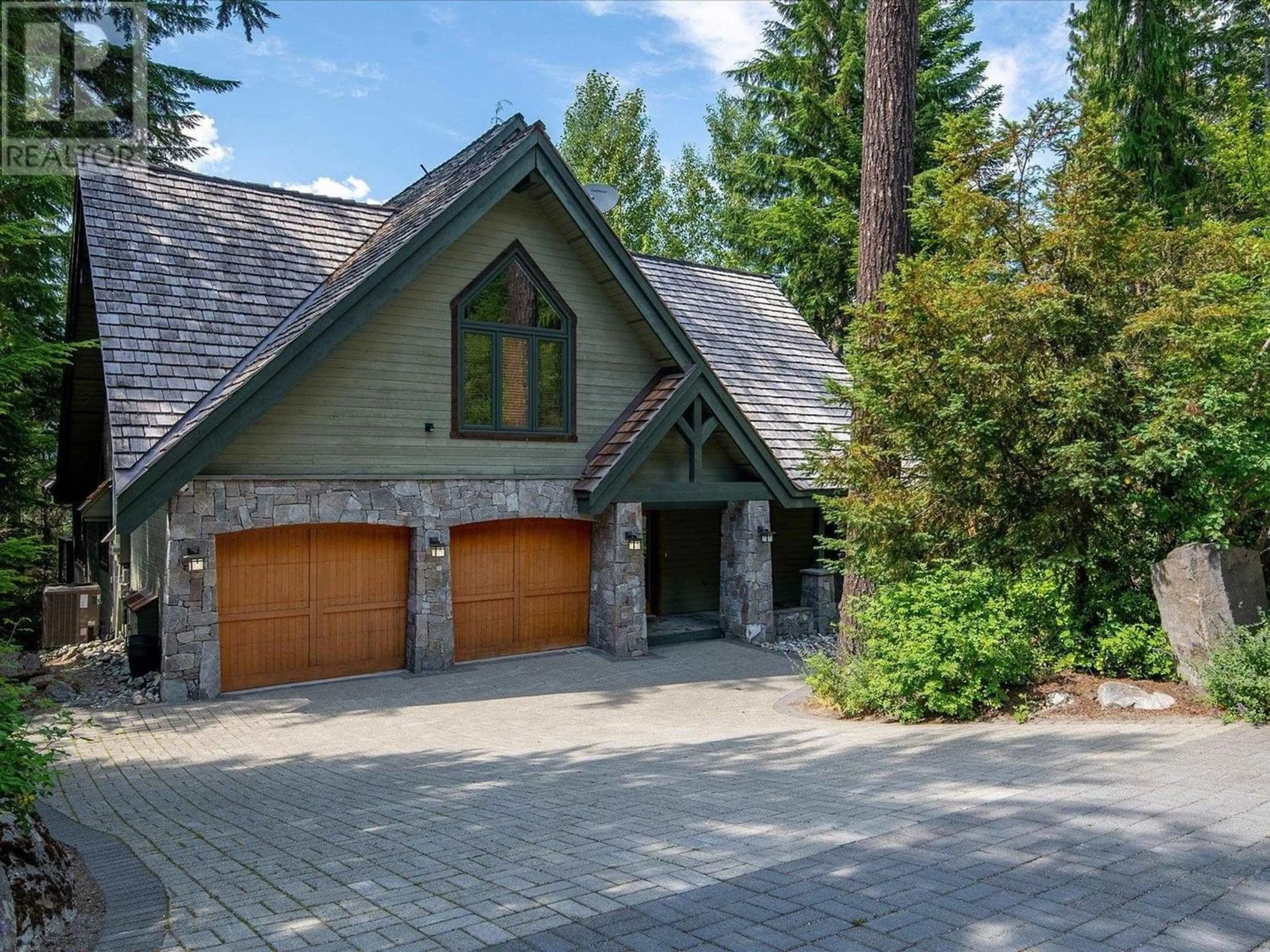 Frontside or backside of a home for 4942 HORSTMAN LANE, Whistler British Columbia V0N1B4
