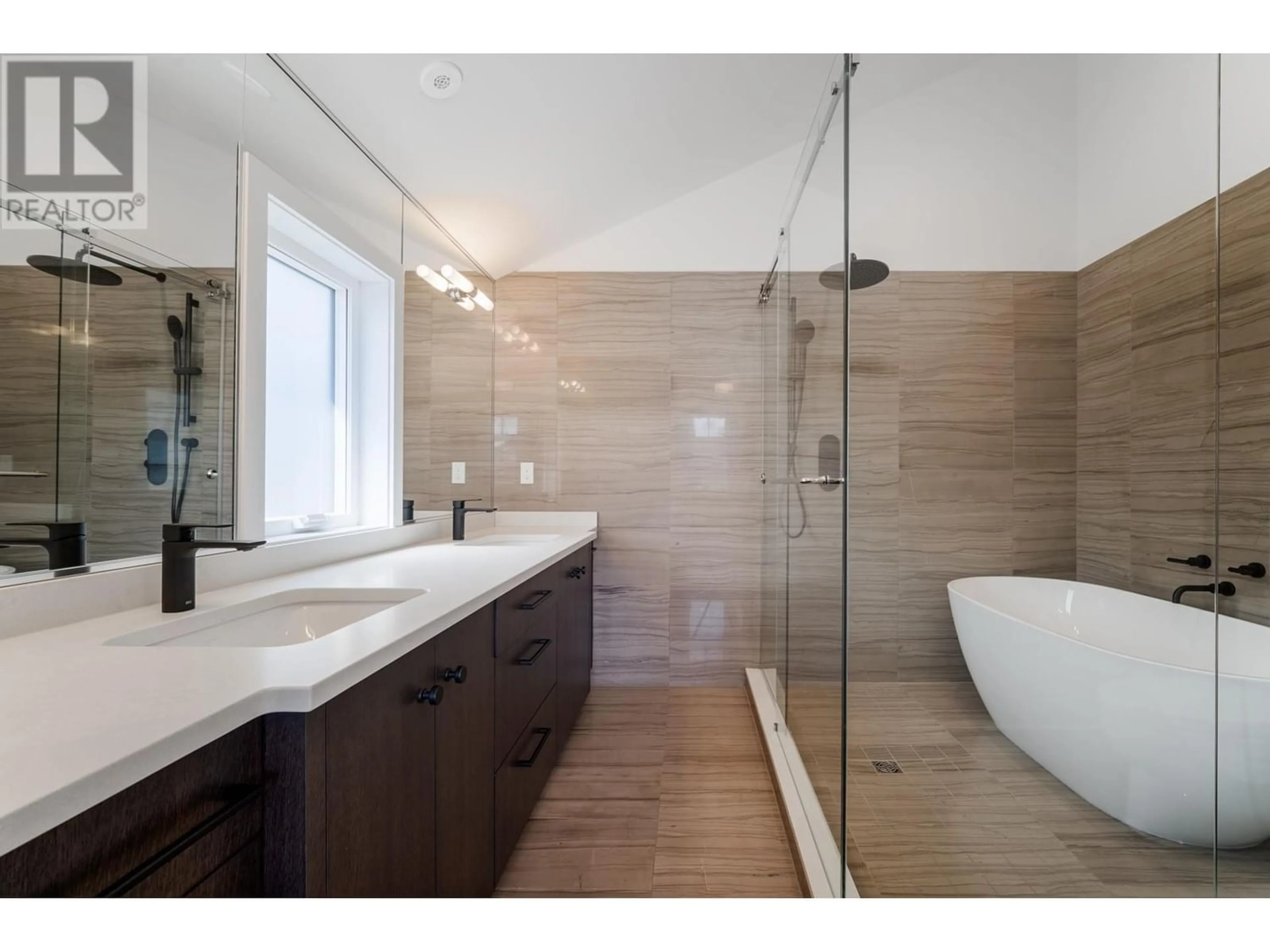 Contemporary bathroom for 1138 E 26TH AVENUE, Vancouver British Columbia V5V2J7