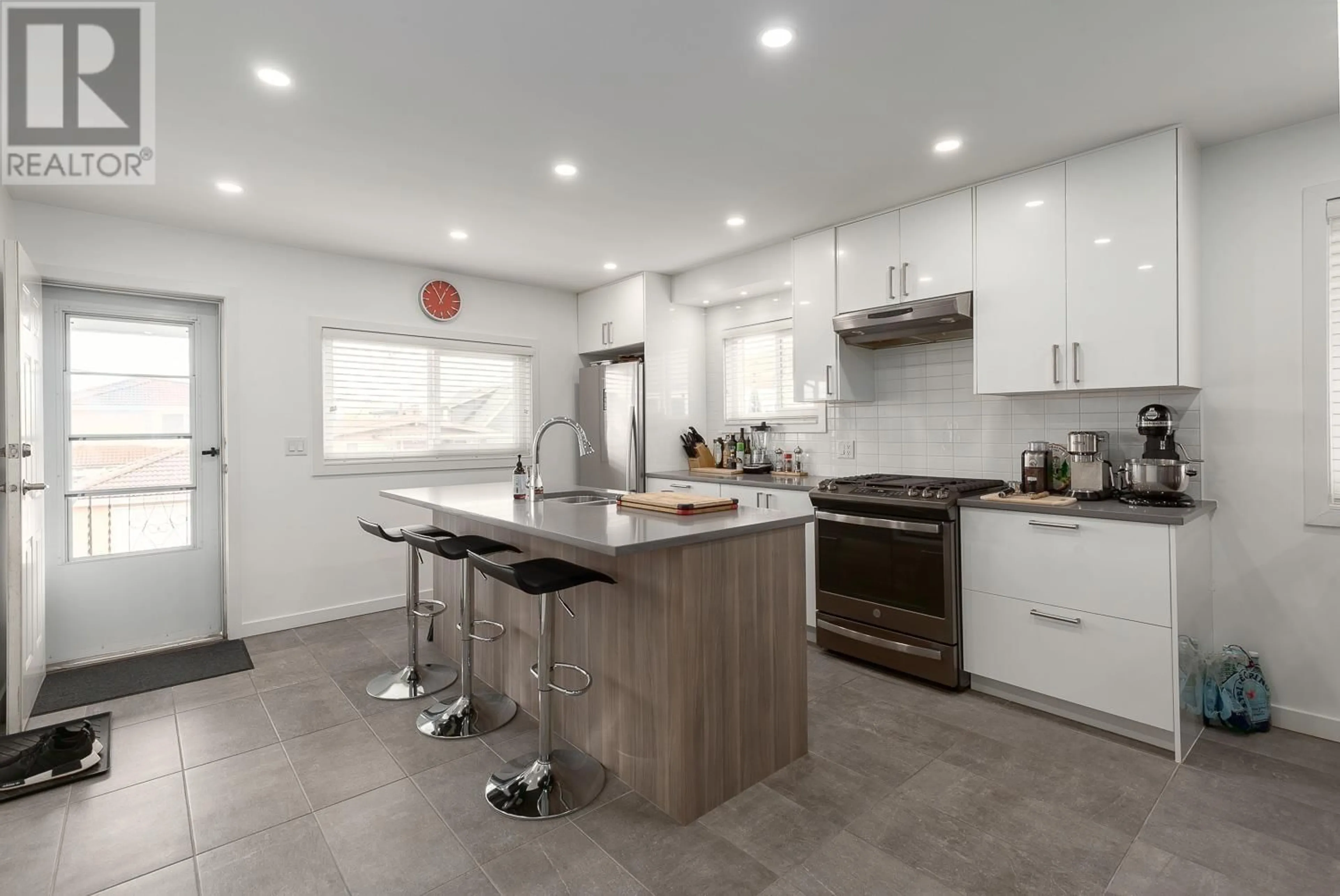 Contemporary kitchen for 2636 TURNER STREET, Vancouver British Columbia V5K2G2