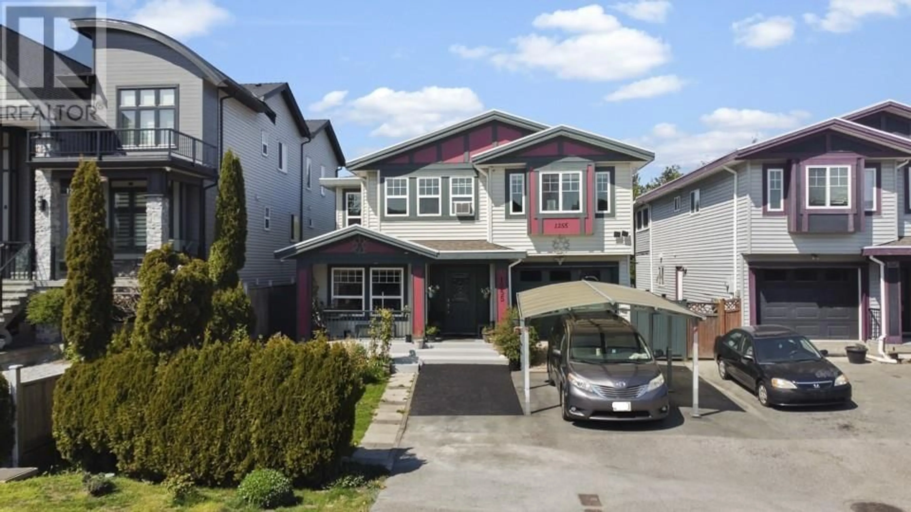 Frontside or backside of a home for 1255 EWEN AVENUE, New Westminster British Columbia V3M5E5