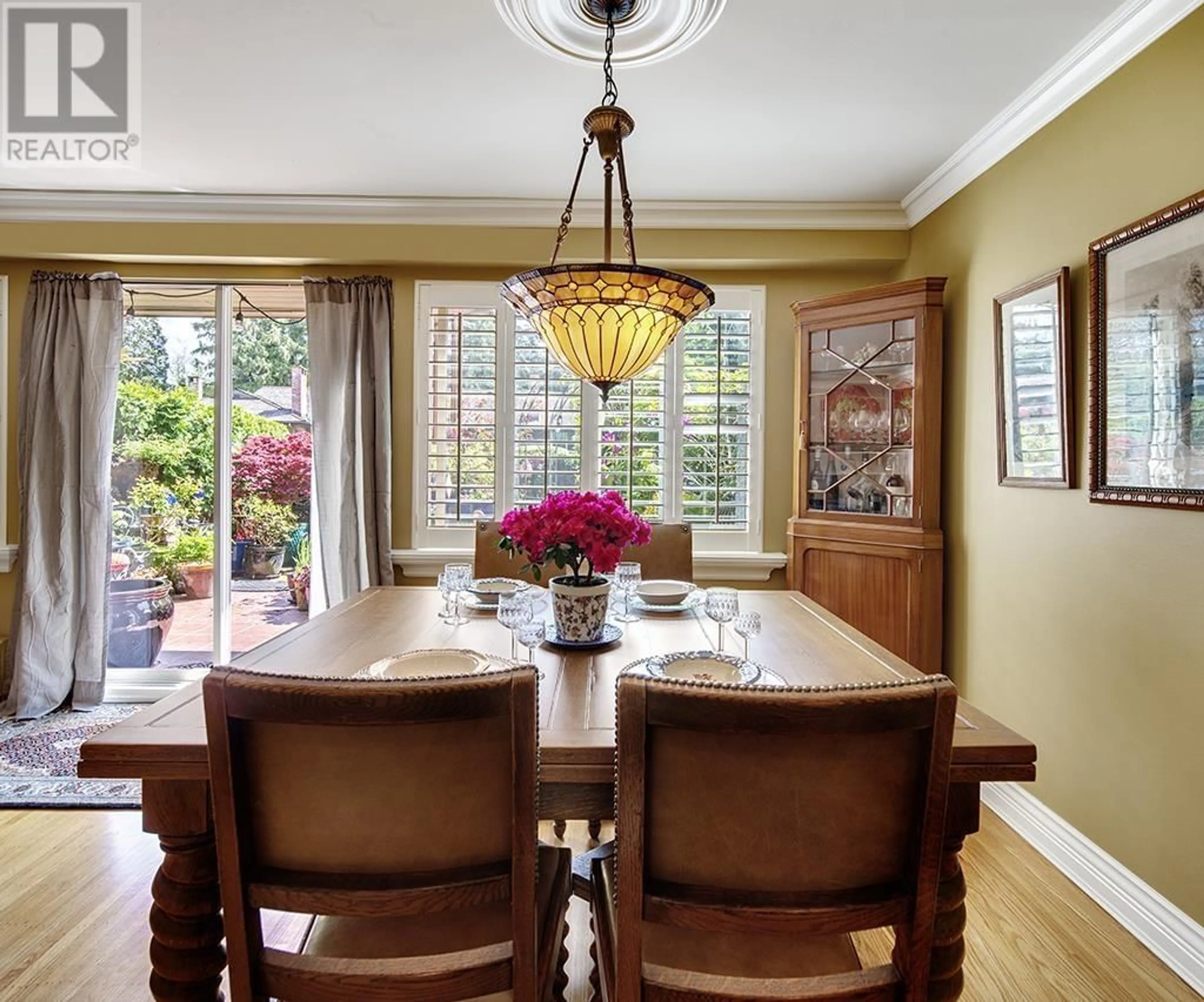 Dining room for 703 235 KEITH ROAD, West Vancouver British Columbia V7T1L5