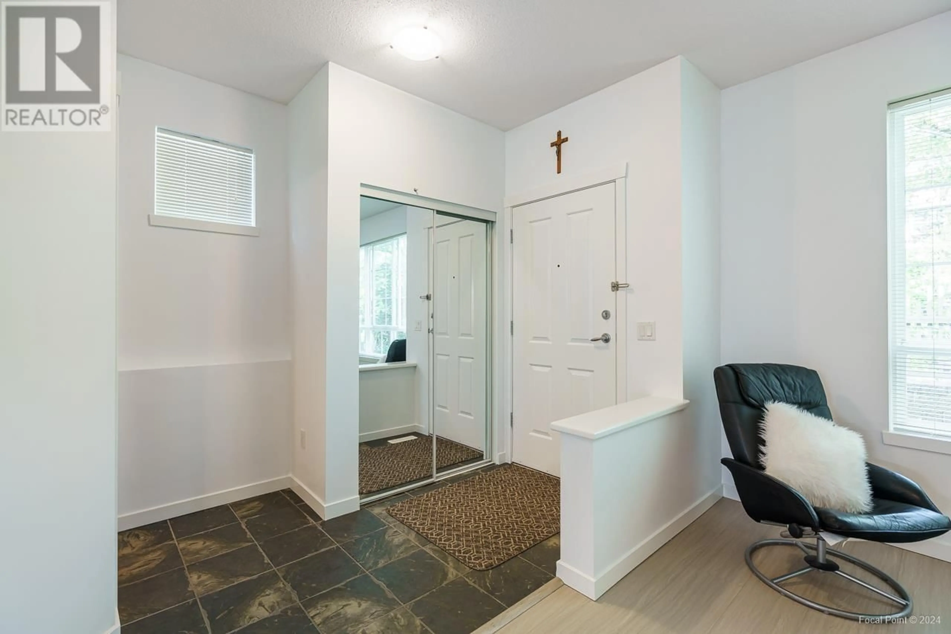 Indoor entryway, not visible floor for 109 2200 PANORAMA DRIVE, Port Moody British Columbia V3H5M2