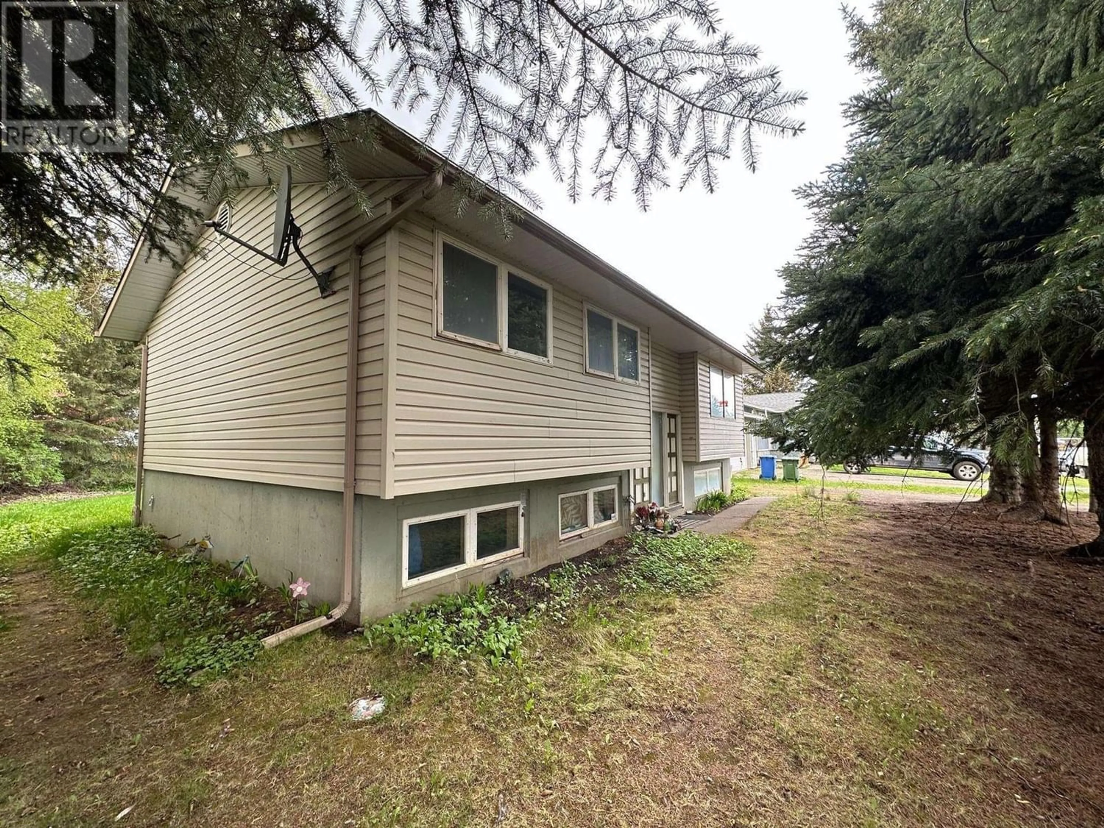 Frontside or backside of a home, the front or back of building for 4225 BROADWAY AVENUE, Smithers British Columbia V0J2N0