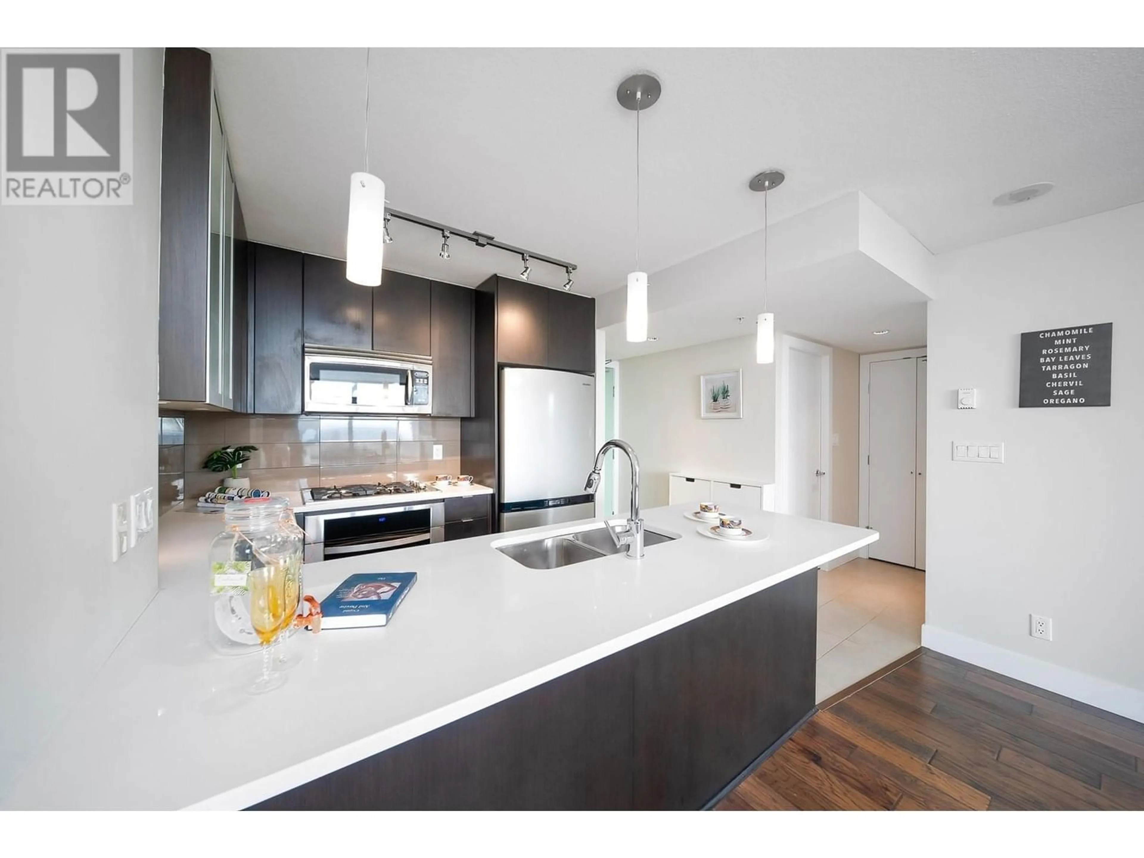 Contemporary kitchen for 1204 7328 ARCOLA STREET, Burnaby British Columbia V5E0A7