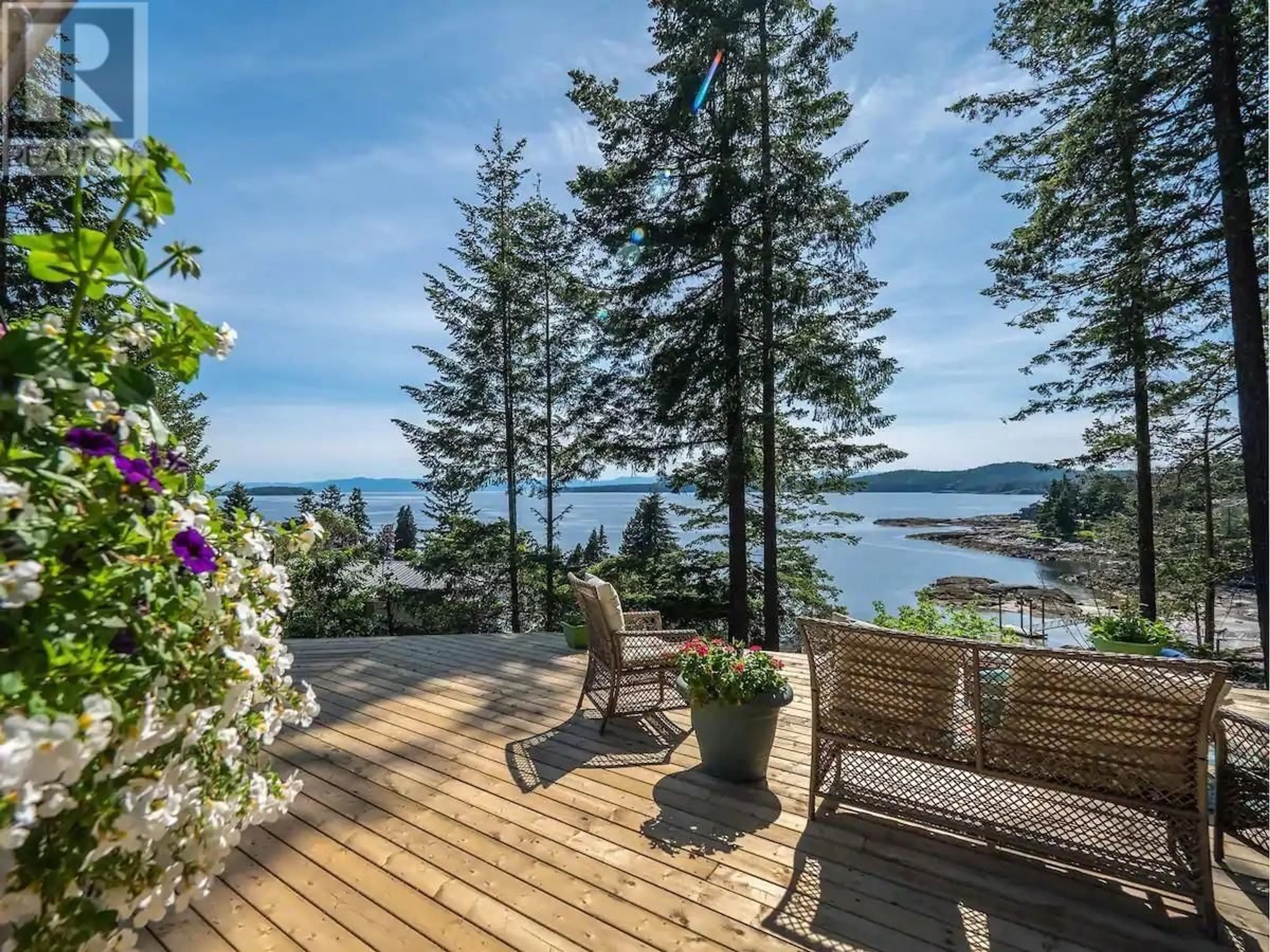 Lakeview for 9127 REDROOFFS ROAD, Halfmoon Bay British Columbia V0N1Y0