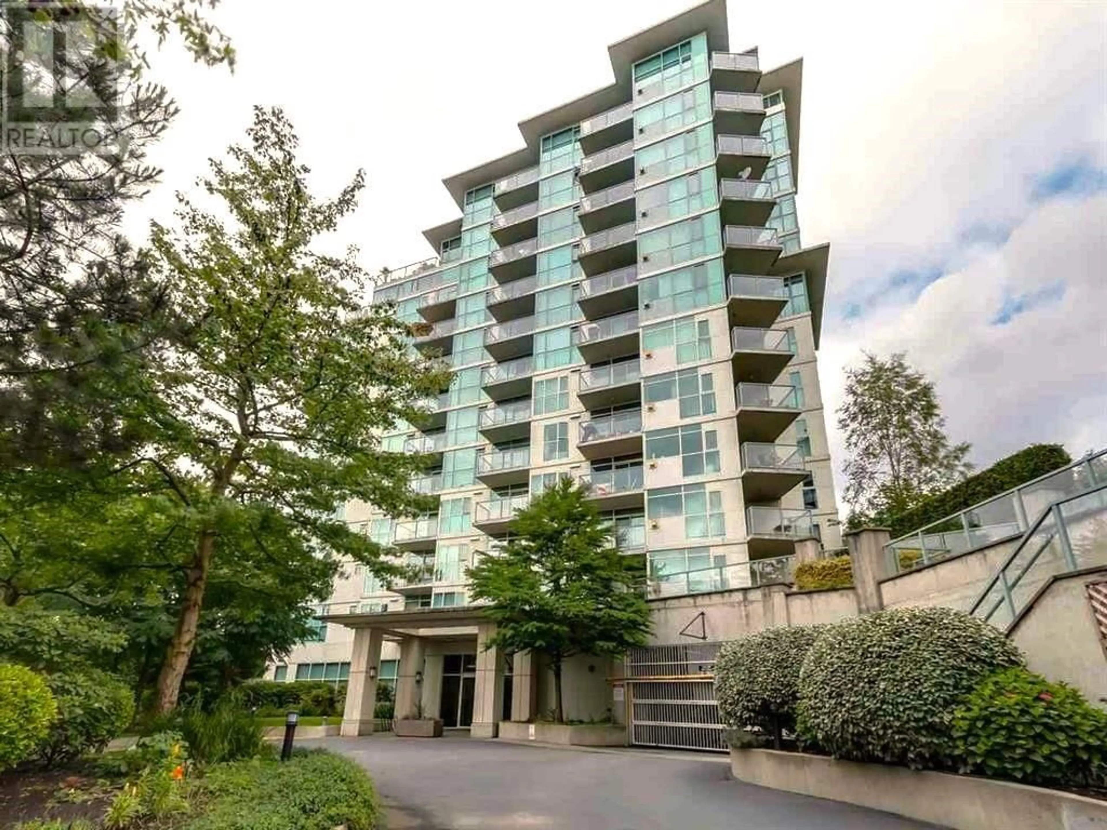 A pic from exterior of the house or condo for 302 2733 CHANDLERY PLACE, Vancouver British Columbia V5S4V3