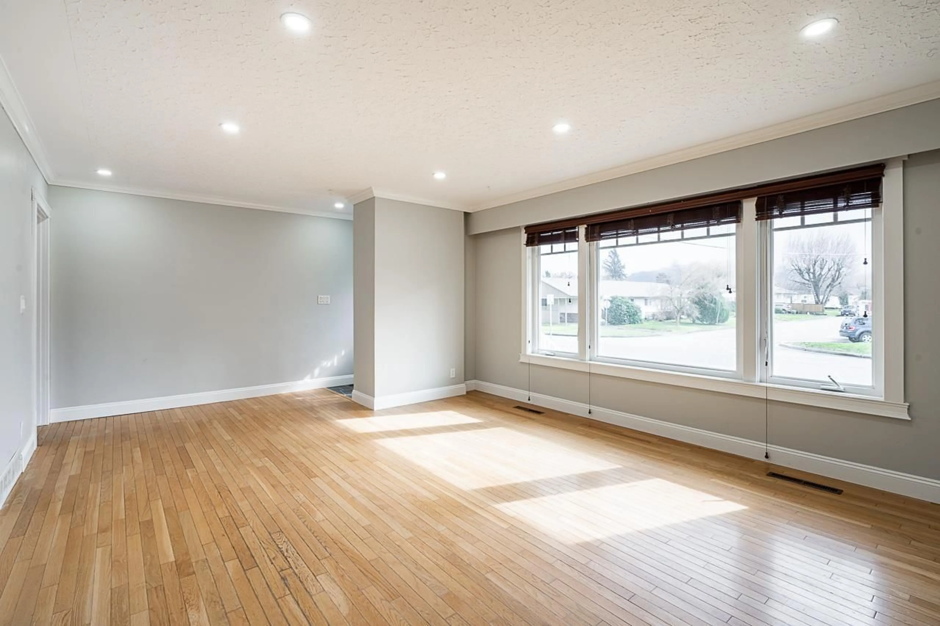 A pic of a room for 46057 SOUTHLANDS DRIVE, Chilliwack British Columbia V2P1B6