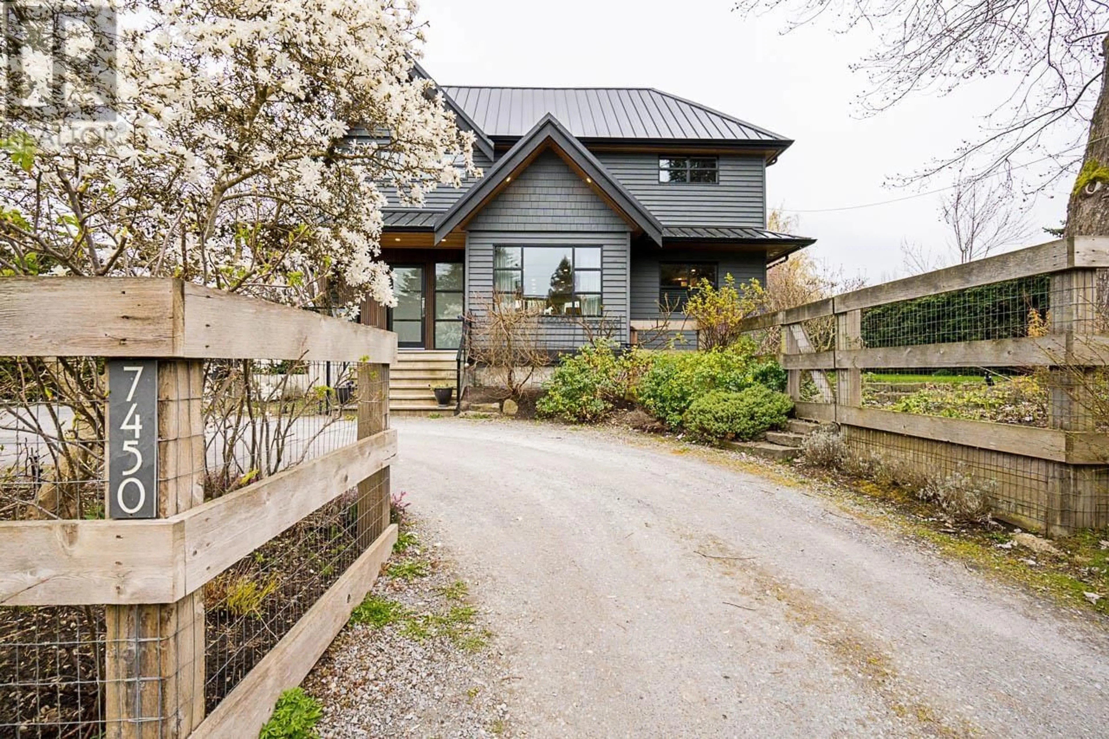Cottage for 7450 BALACLAVA STREET, Vancouver British Columbia V6N4E2