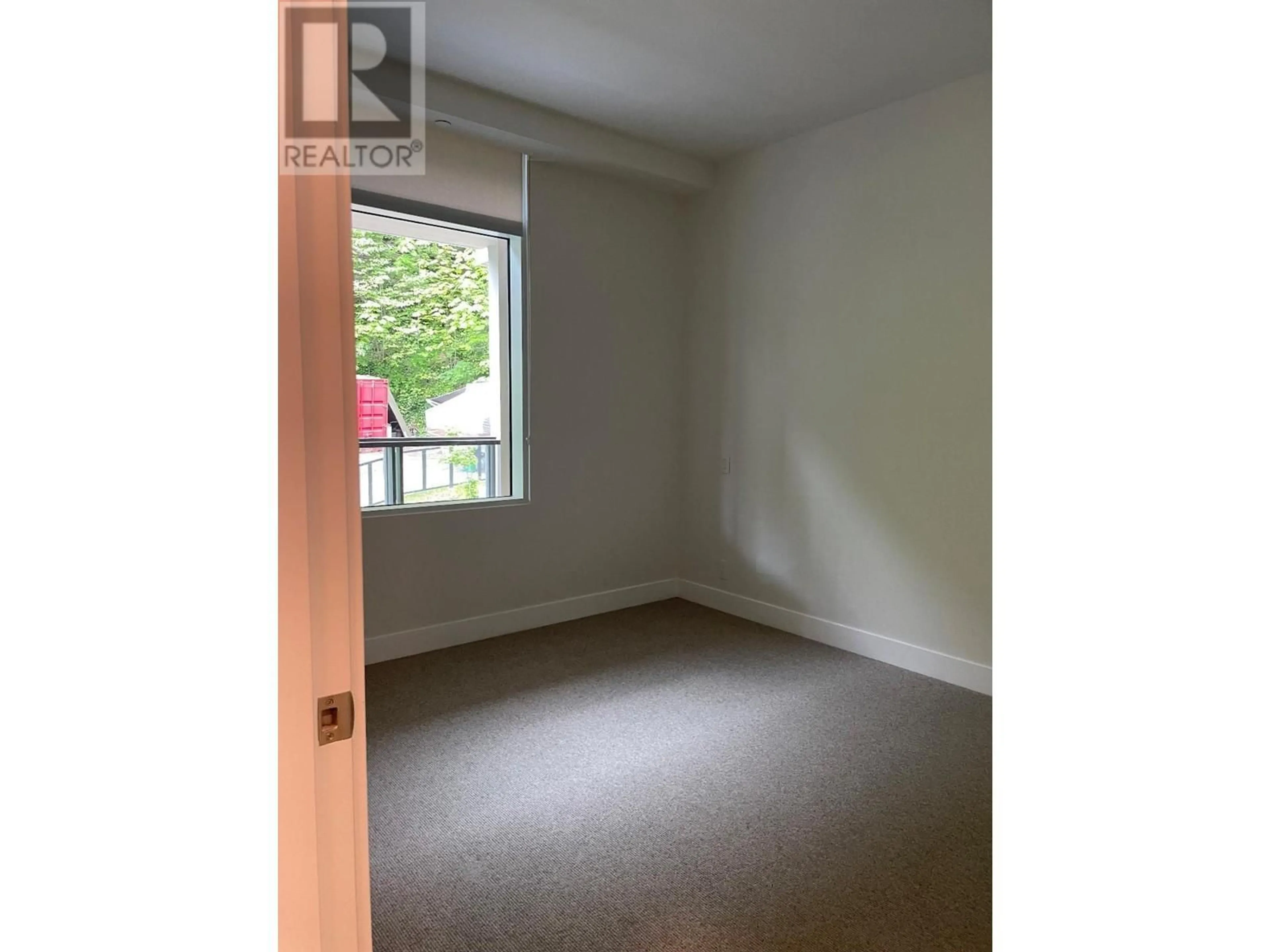 A pic of a room for 406 - 6687 NELSON AVENUE, West Vancouver British Columbia V7W2B2