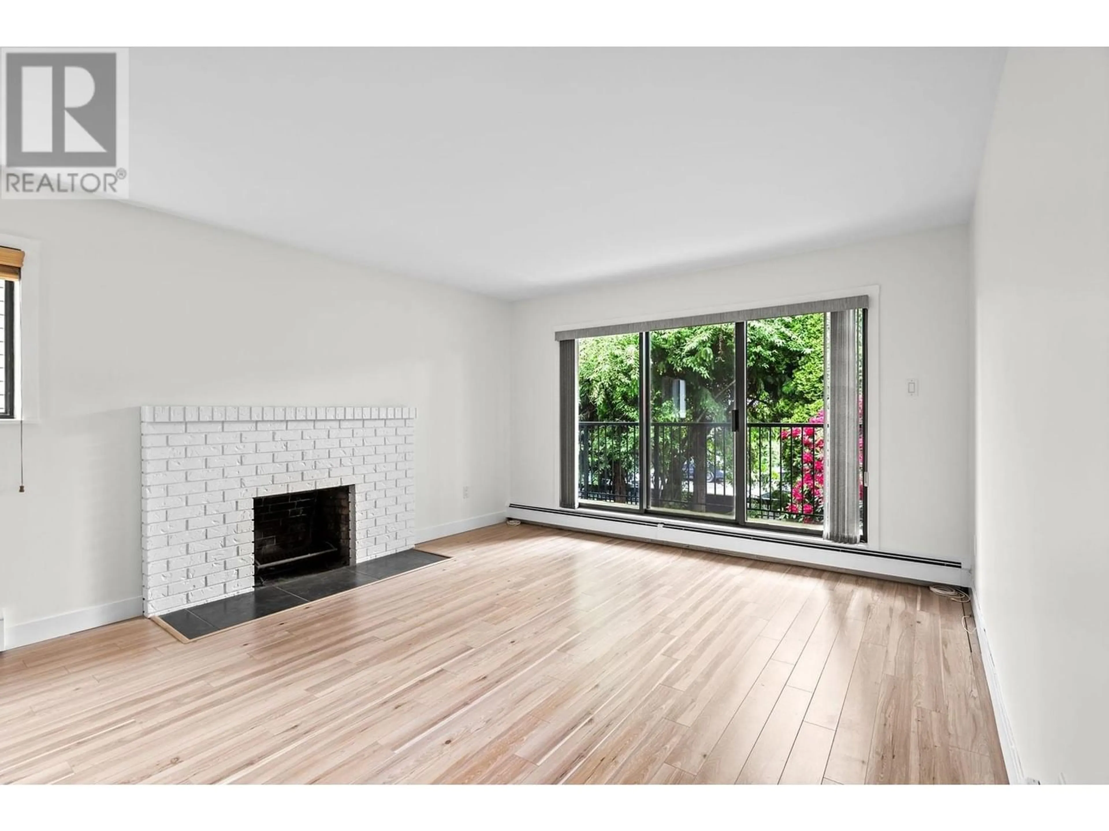 A pic of a room for 204 288 E 14TH AVENUE, Vancouver British Columbia V5T2M6