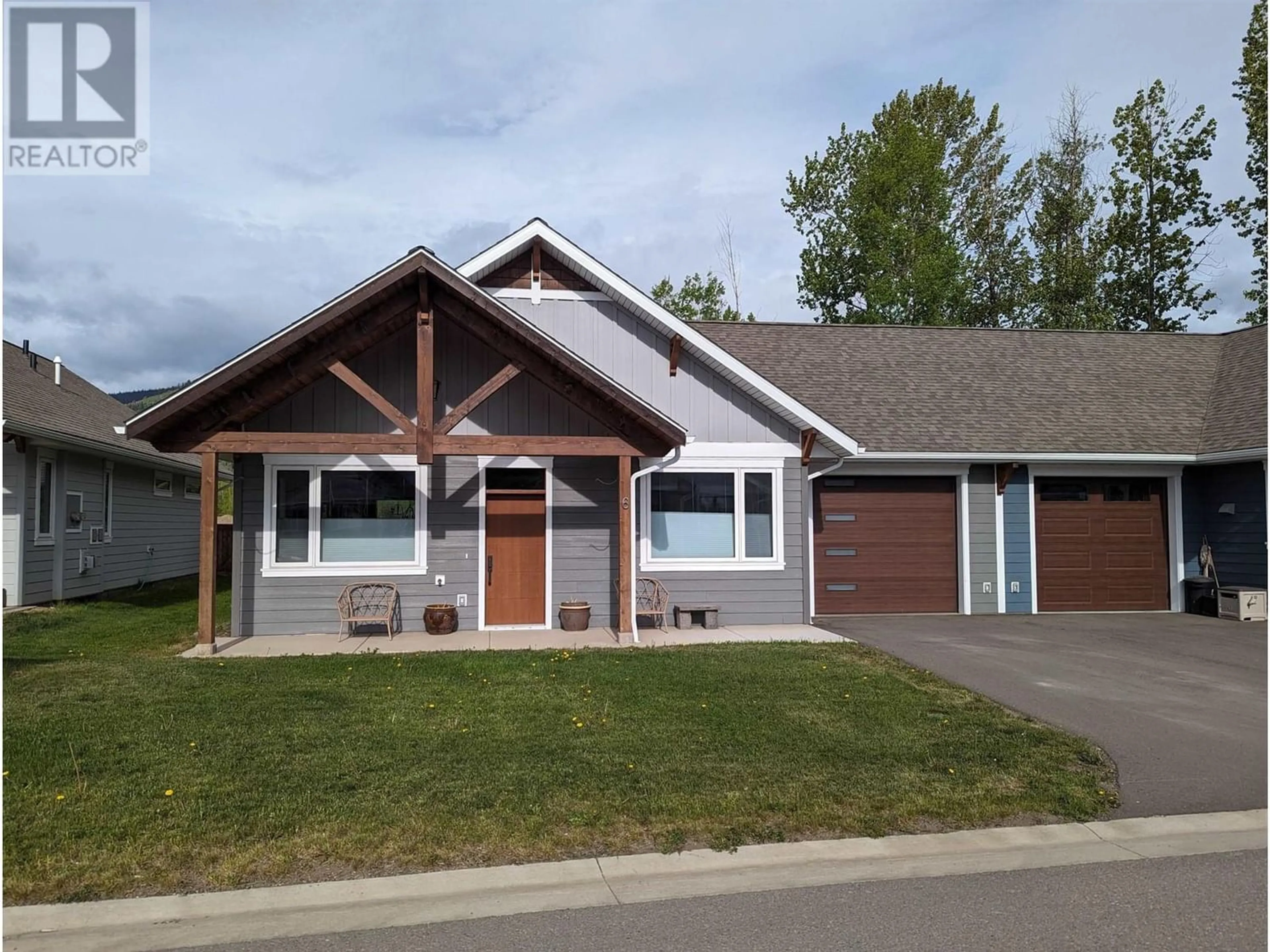 Frontside or backside of a home for 6 1149 AMBLESIDE AVENUE, Smithers British Columbia V0J2N0