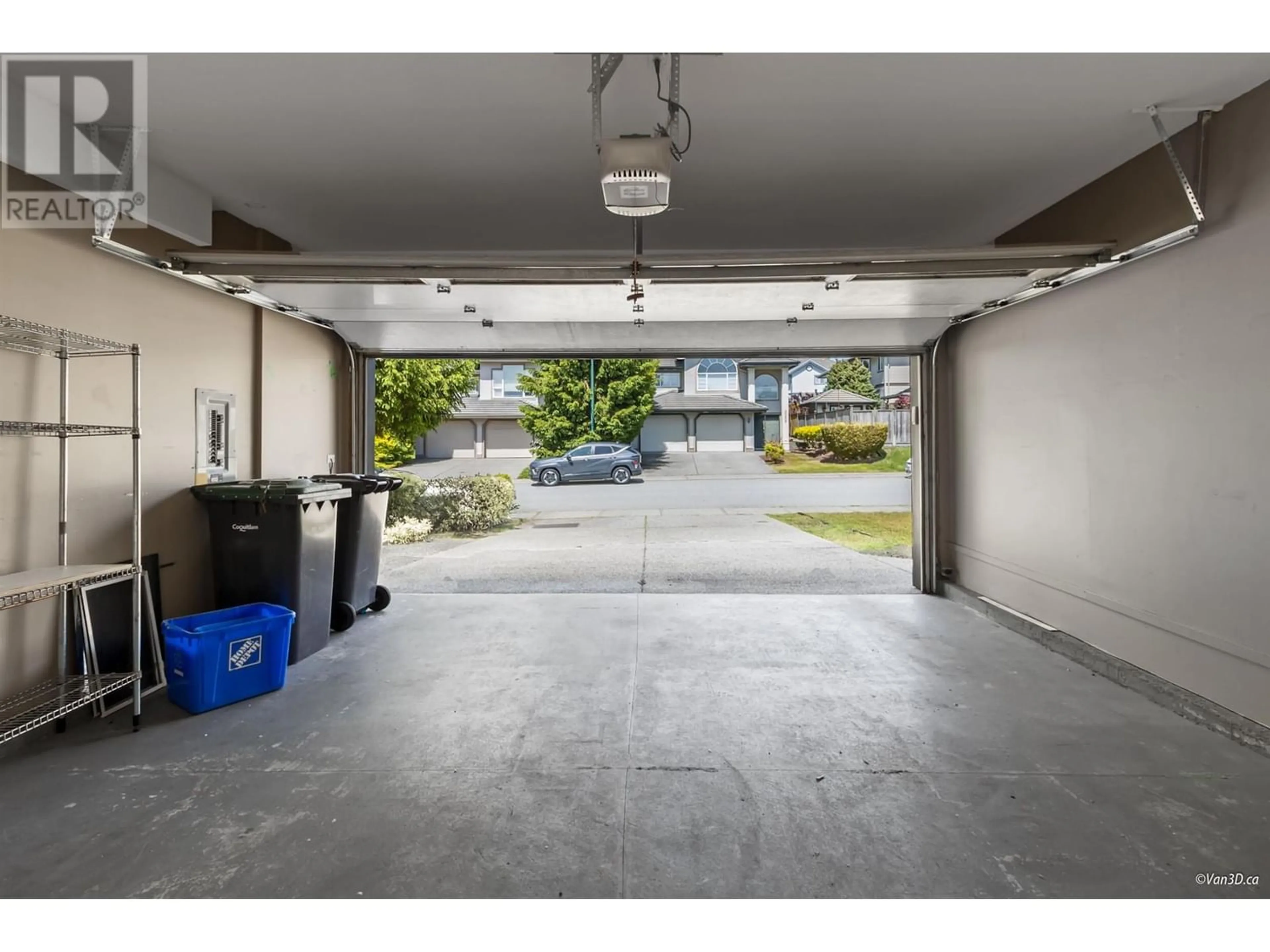 Indoor garage for 3060 SIENNA COURT, Coquitlam British Columbia V3E3N7