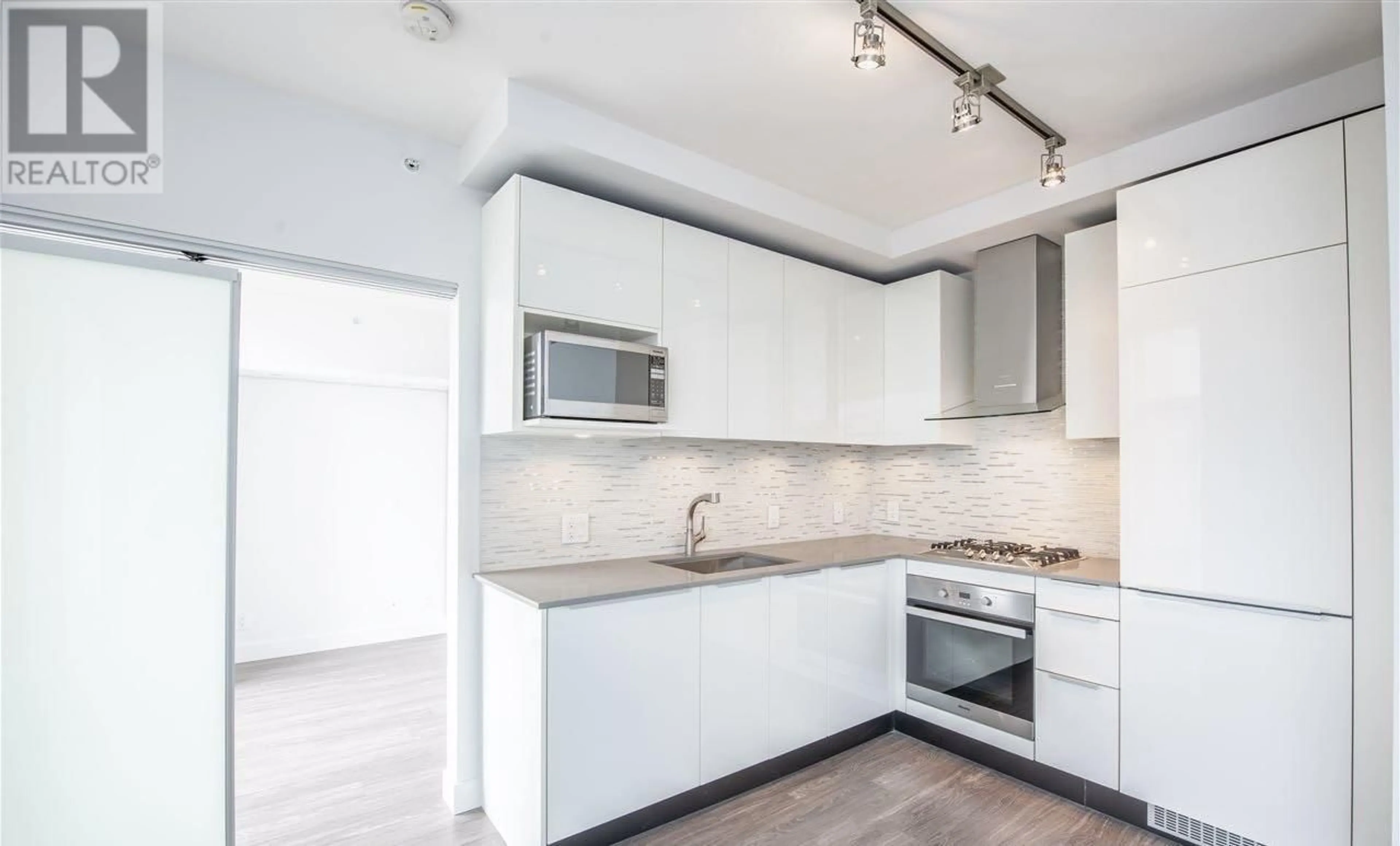 Kitchen, ceramic floors for 2903 1283 HOWE STREET, Vancouver British Columbia V6Z0E3